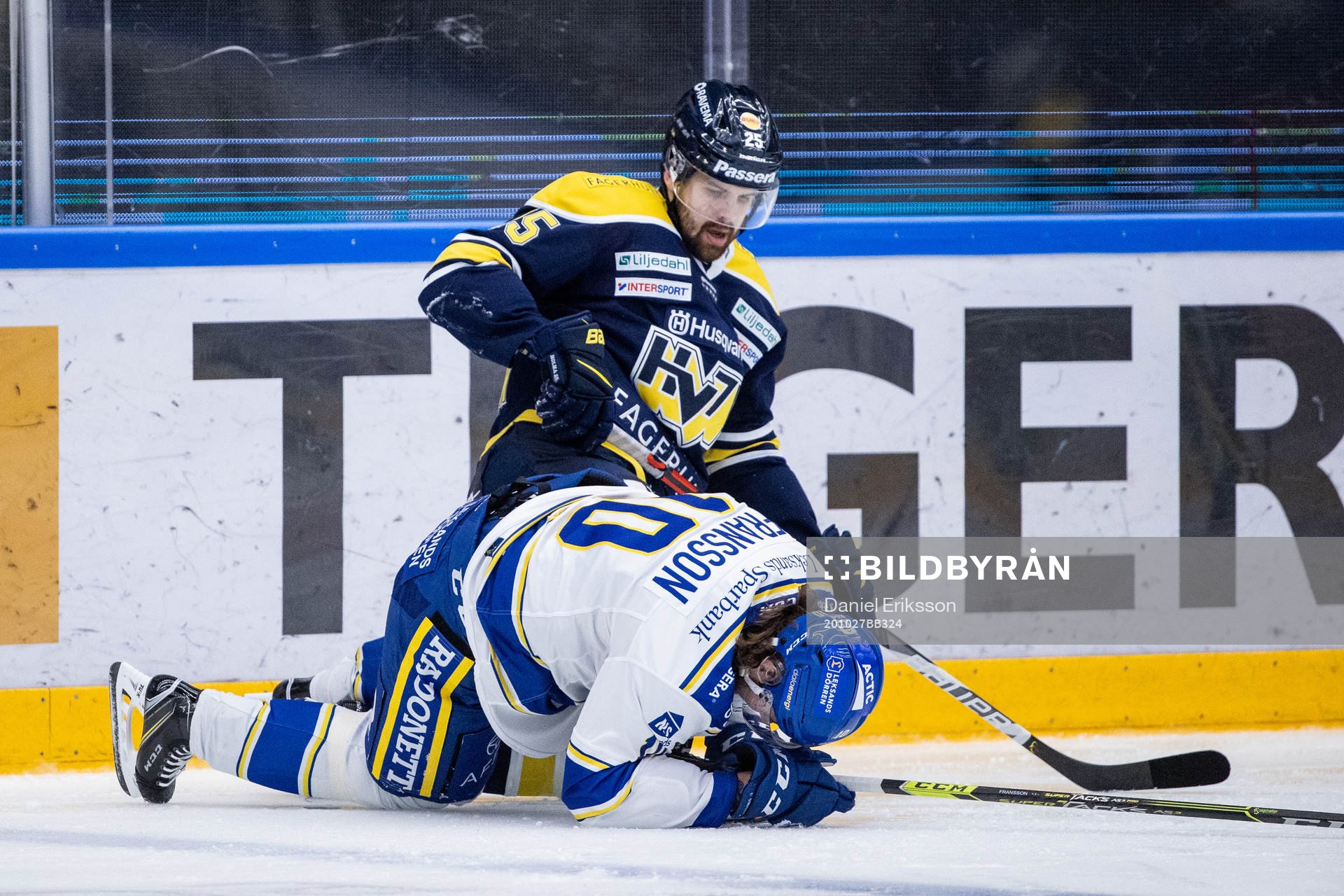 s Axel Holmström och Leksands Johan Fransson