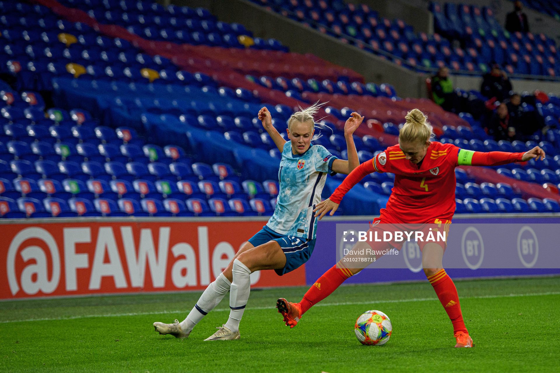 Karina Sævik of Norway and Sophie Ingle of Wales