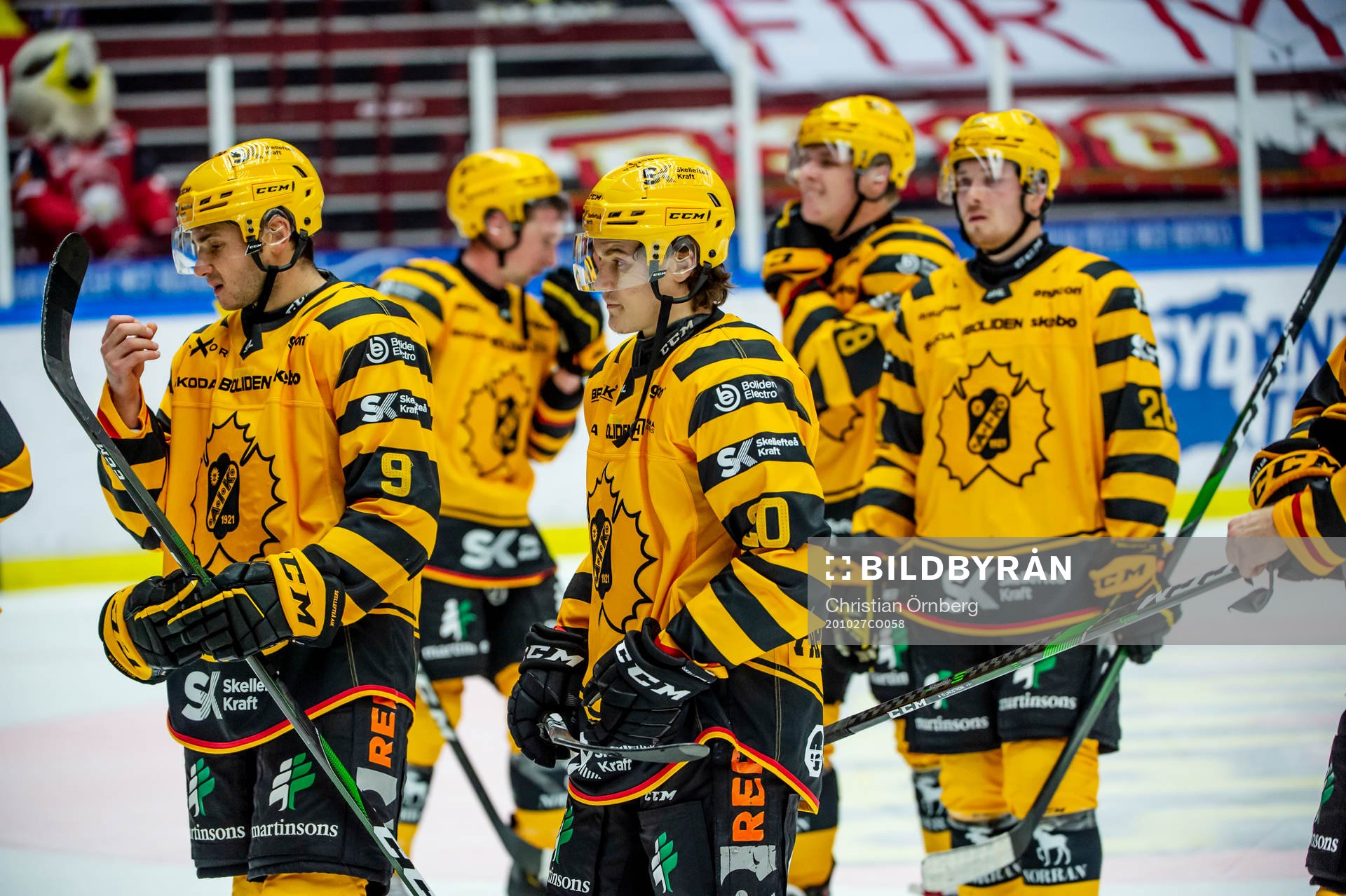 Skellefteås Kenneth Gulbrandsen deppar med lagkamraterna