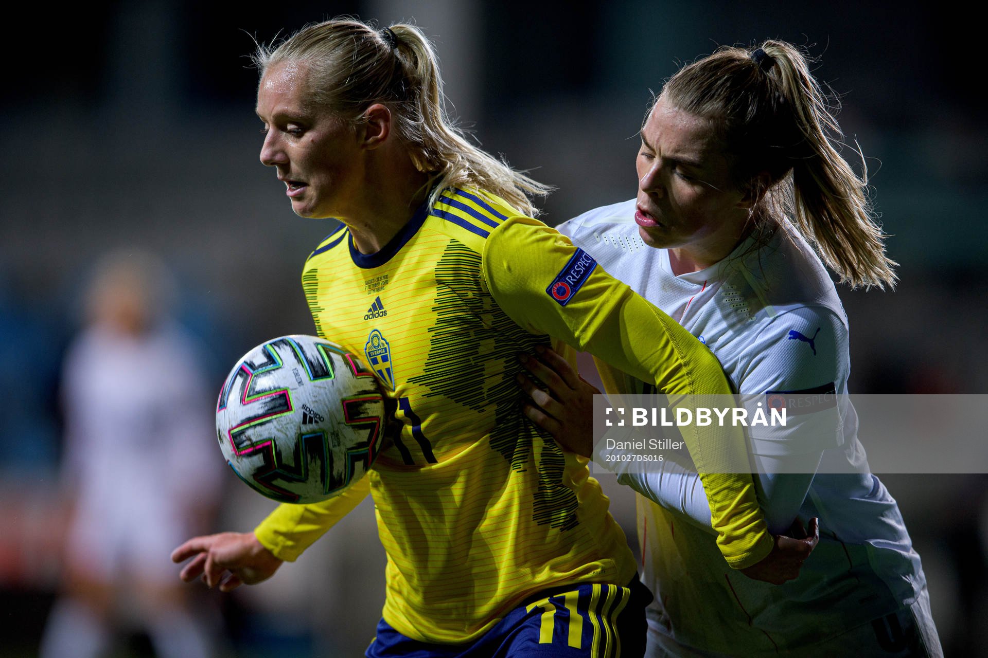 Stina Blackstenius of Sweden and Ingibjörg