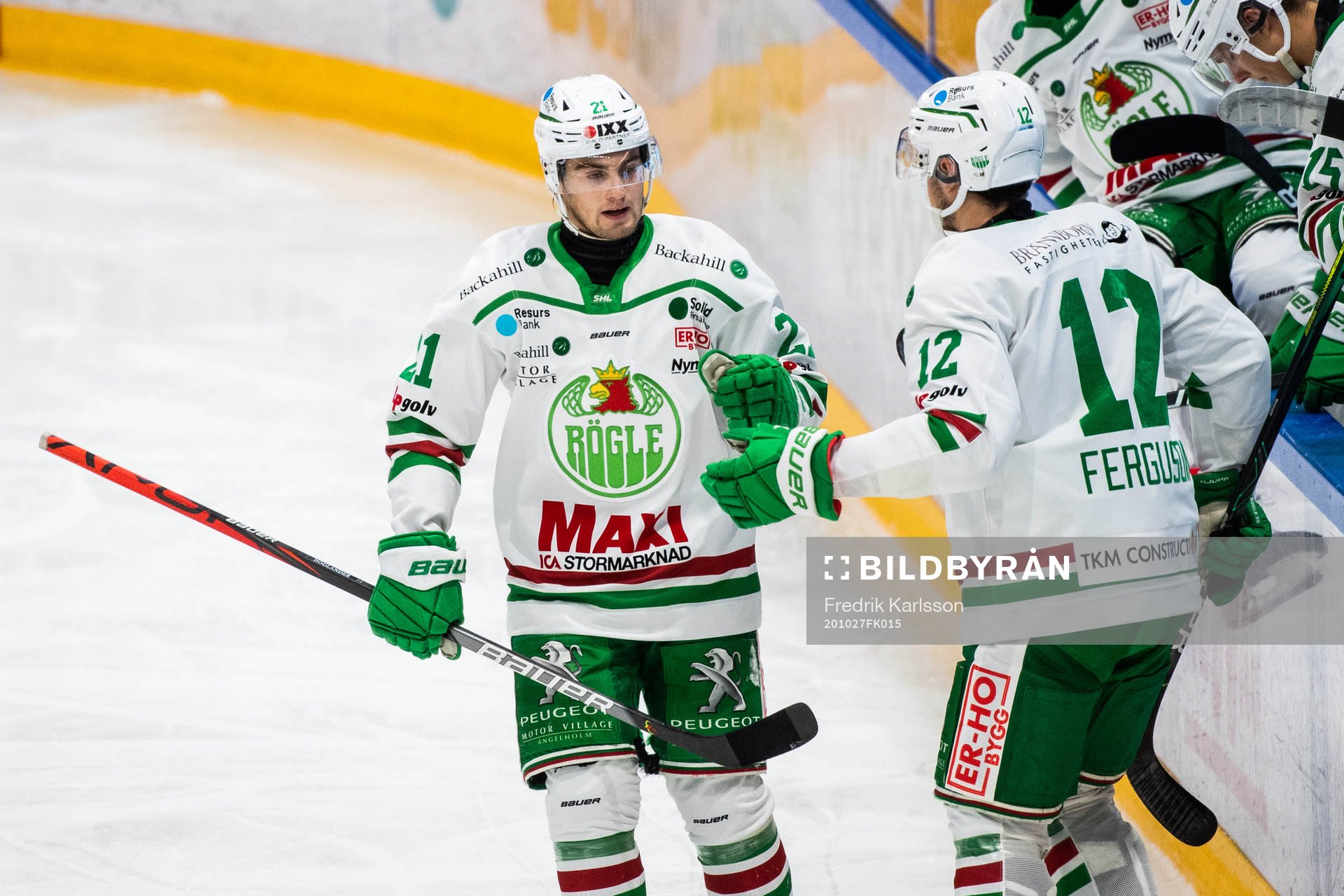 Rögles Nils Höglander jublar