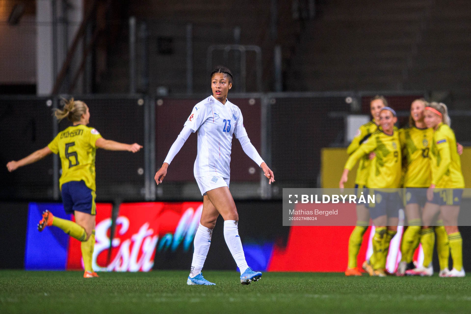 Sveindís Jane Jónsdóttir of Iceland looks dejected