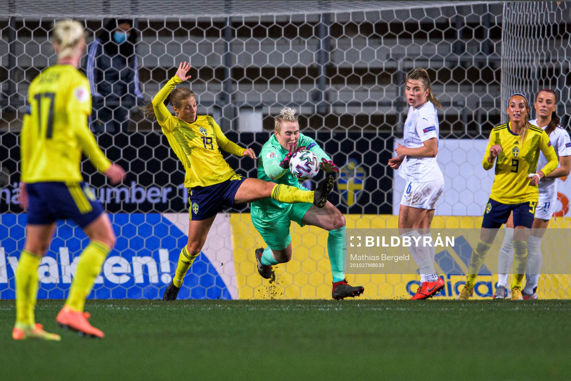 Anna Anvegård of Sweden and goalkeeper Sandra