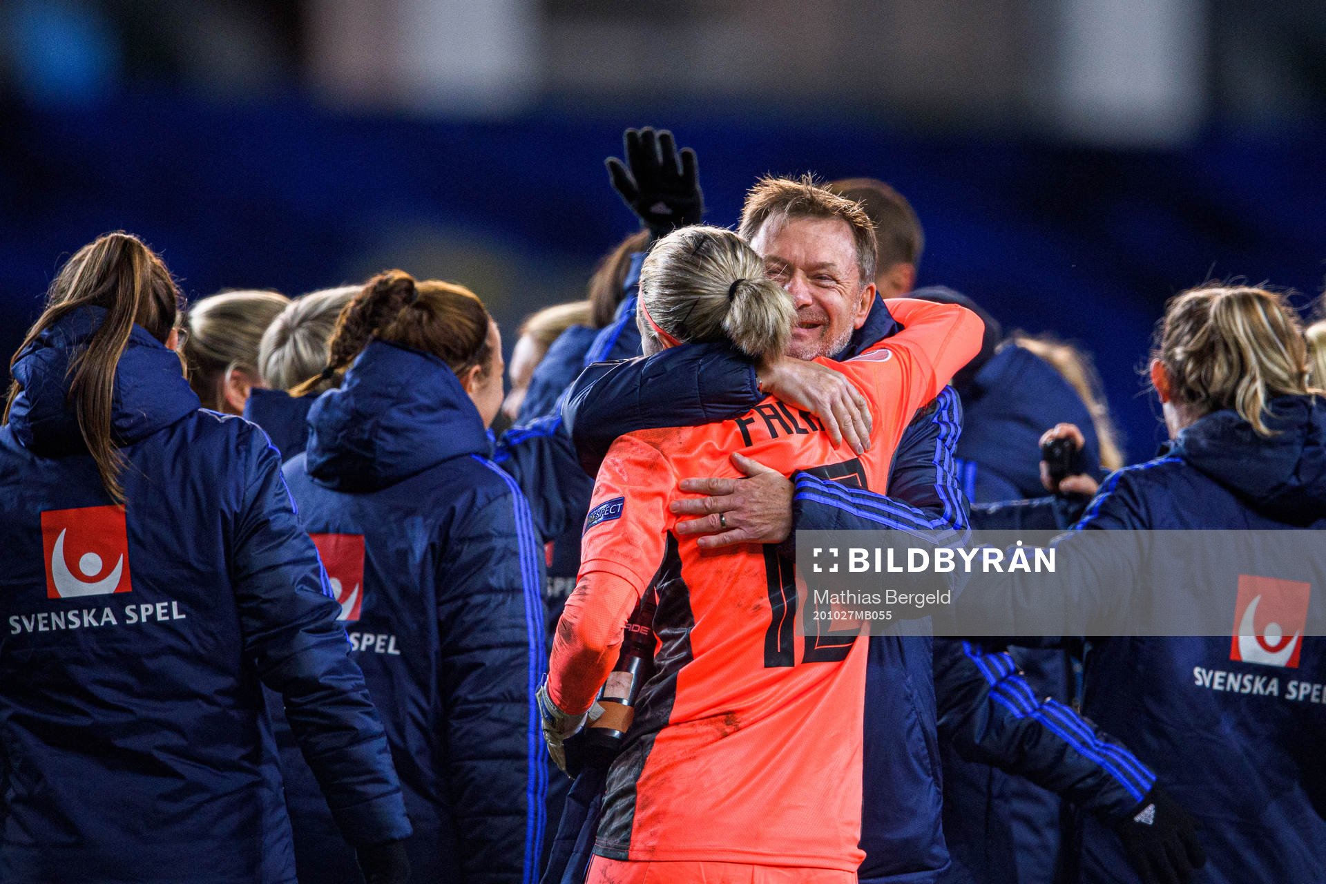 Goalkeeper Jennifer Falk and Peter Gerhardsson, head coach