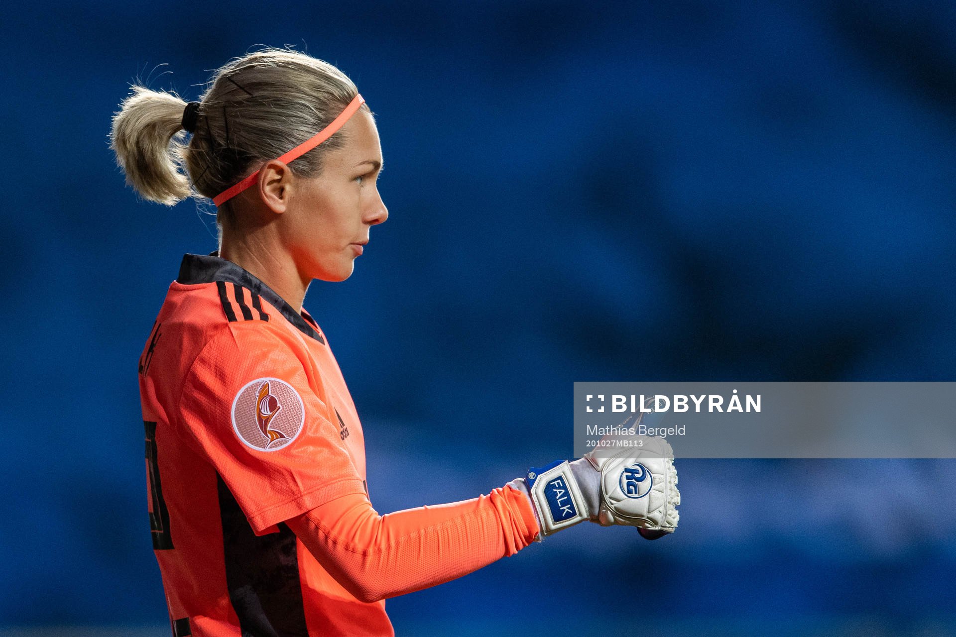 Goalkeeper Jennifer Falk of Sweden gives a thumb up