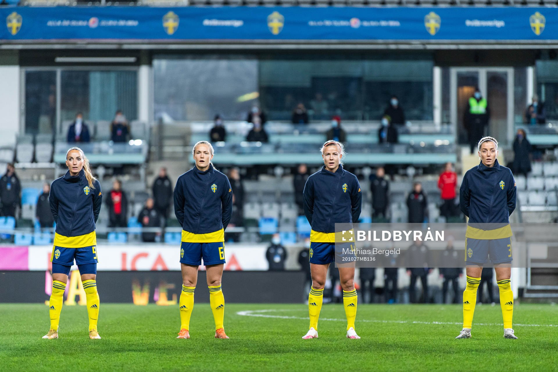 Kosovare Asllani, Magdalena Eriksson, Hanna Glas and Linda