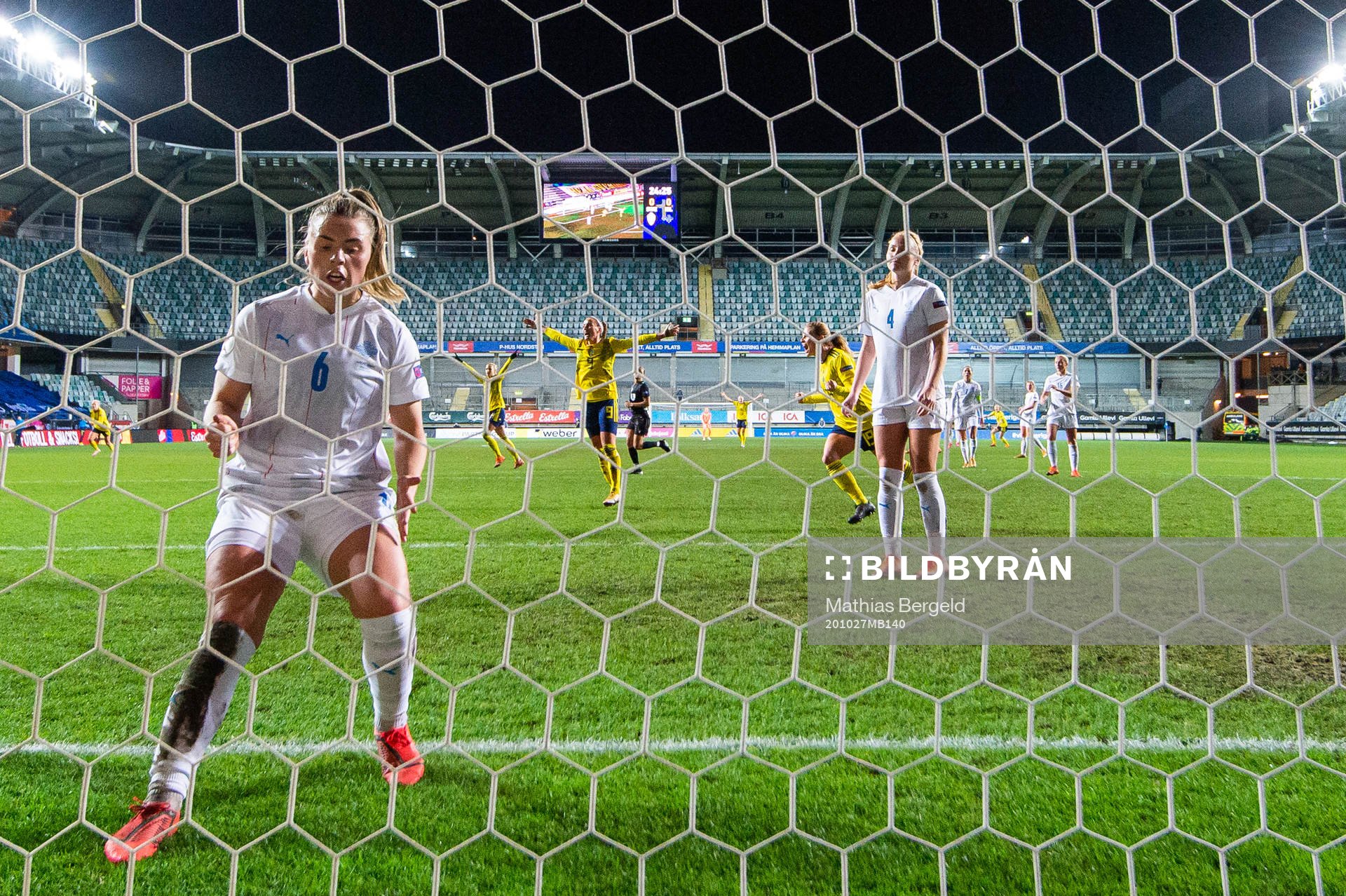 Kosovare Asllani and Anna Anvegård of Sweden celebrate