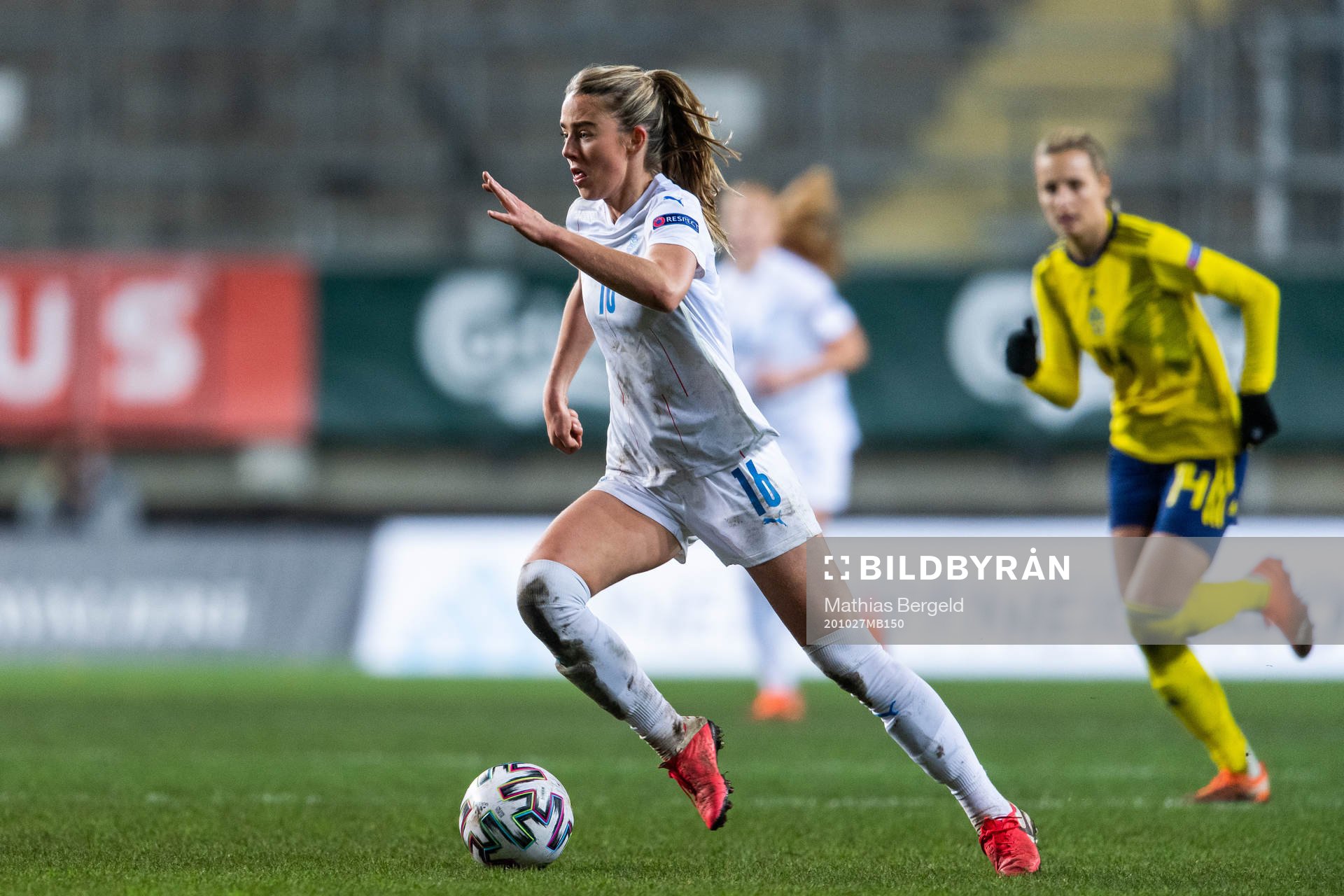 Elín Metta Jensen of Iceland during the UEFA Women's Euro Qualifier football match between Sweden and Iceland on October 27, 2020 in Gothenburg.