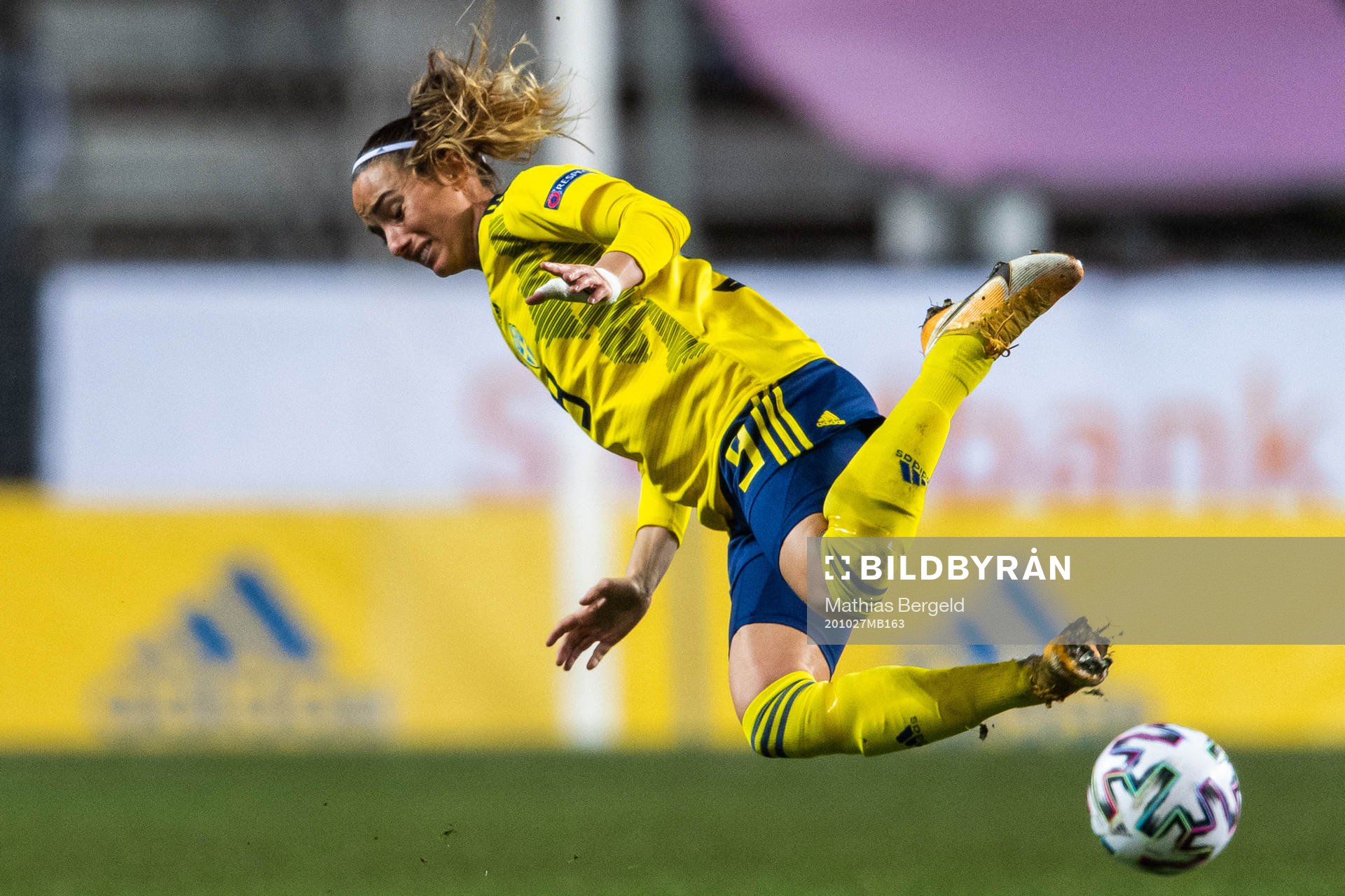 Kosovare Asllani of Sweden