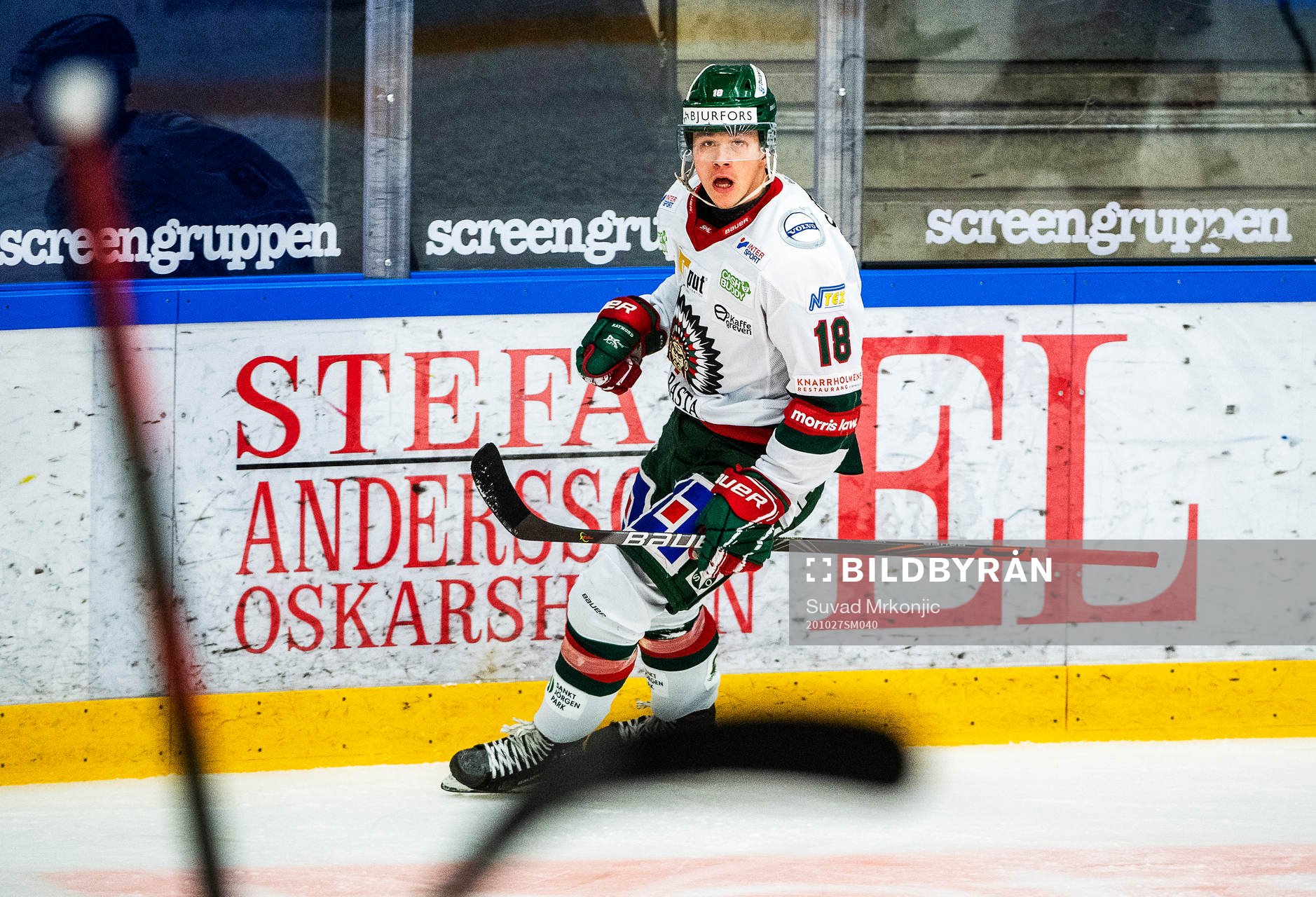 Frölundas Lucas Raymond jublar