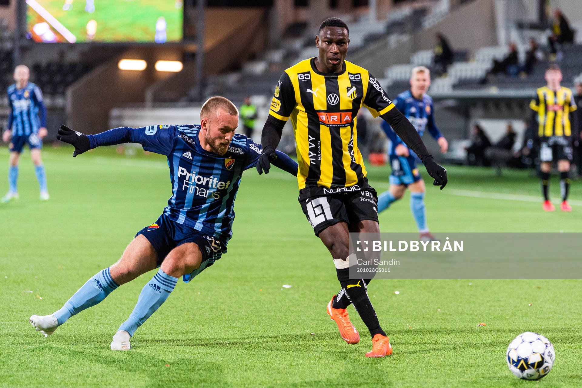 ≤d<Nicklas Bärkroth och Häckens Godswill Ekpolo