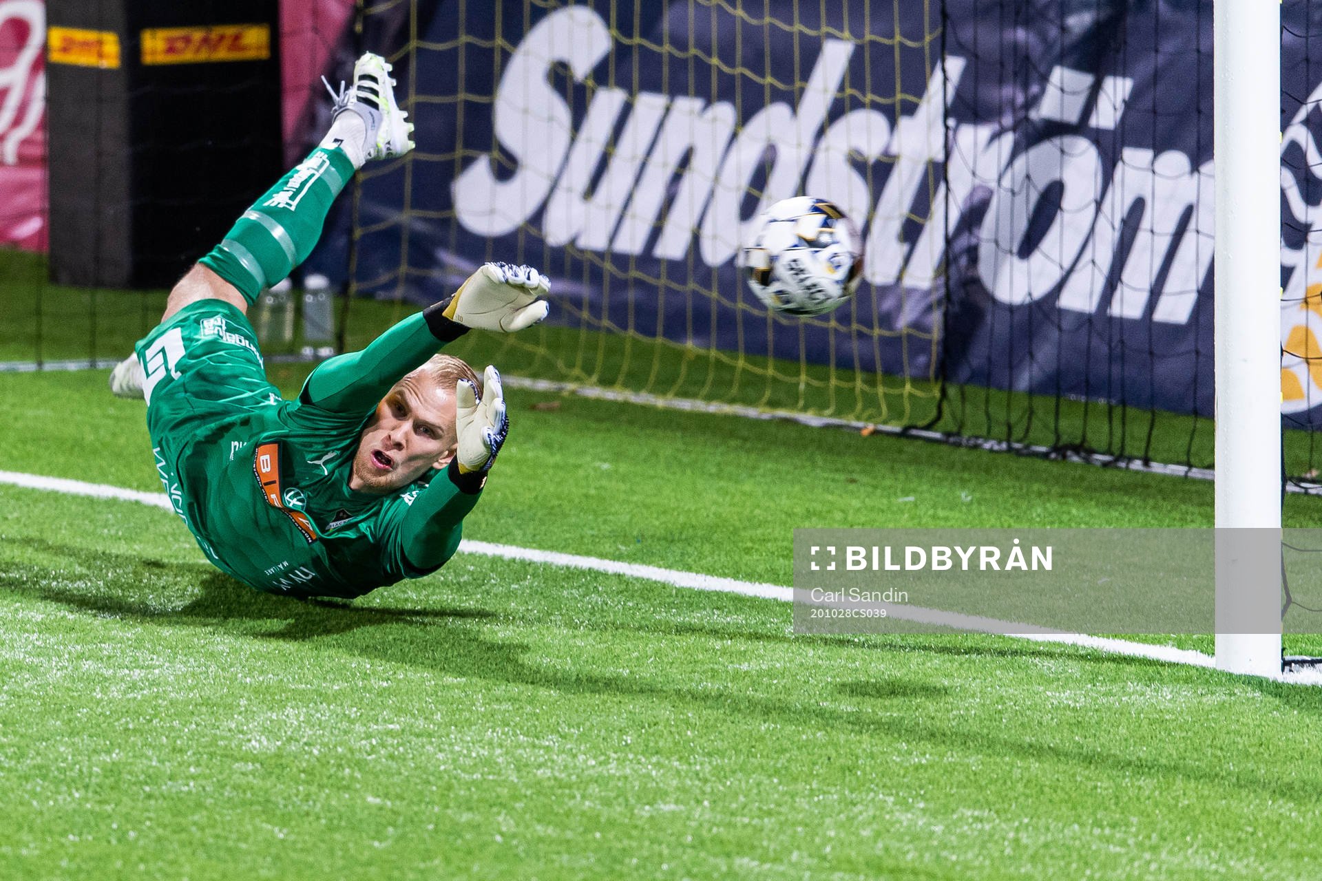 Djurgårdens Fredrik Ulvestad gör 0-2 på straff bakom