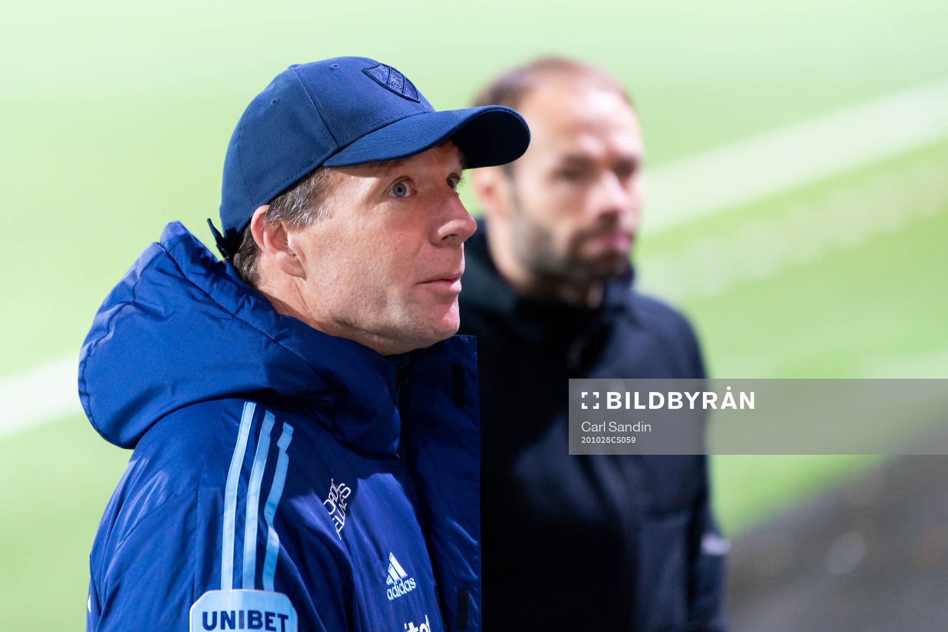 Djurgårdens tränare Kim Bergstrand blir intervjuad