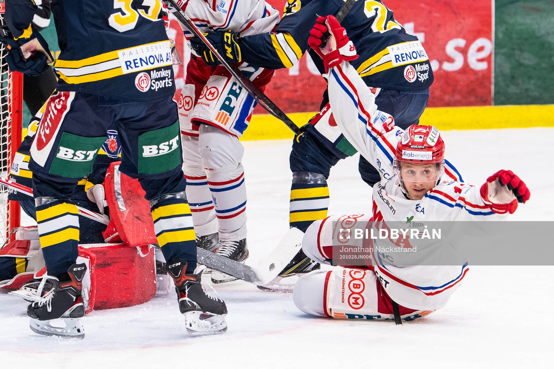 Timrås Hugo Reinhardt jublar
