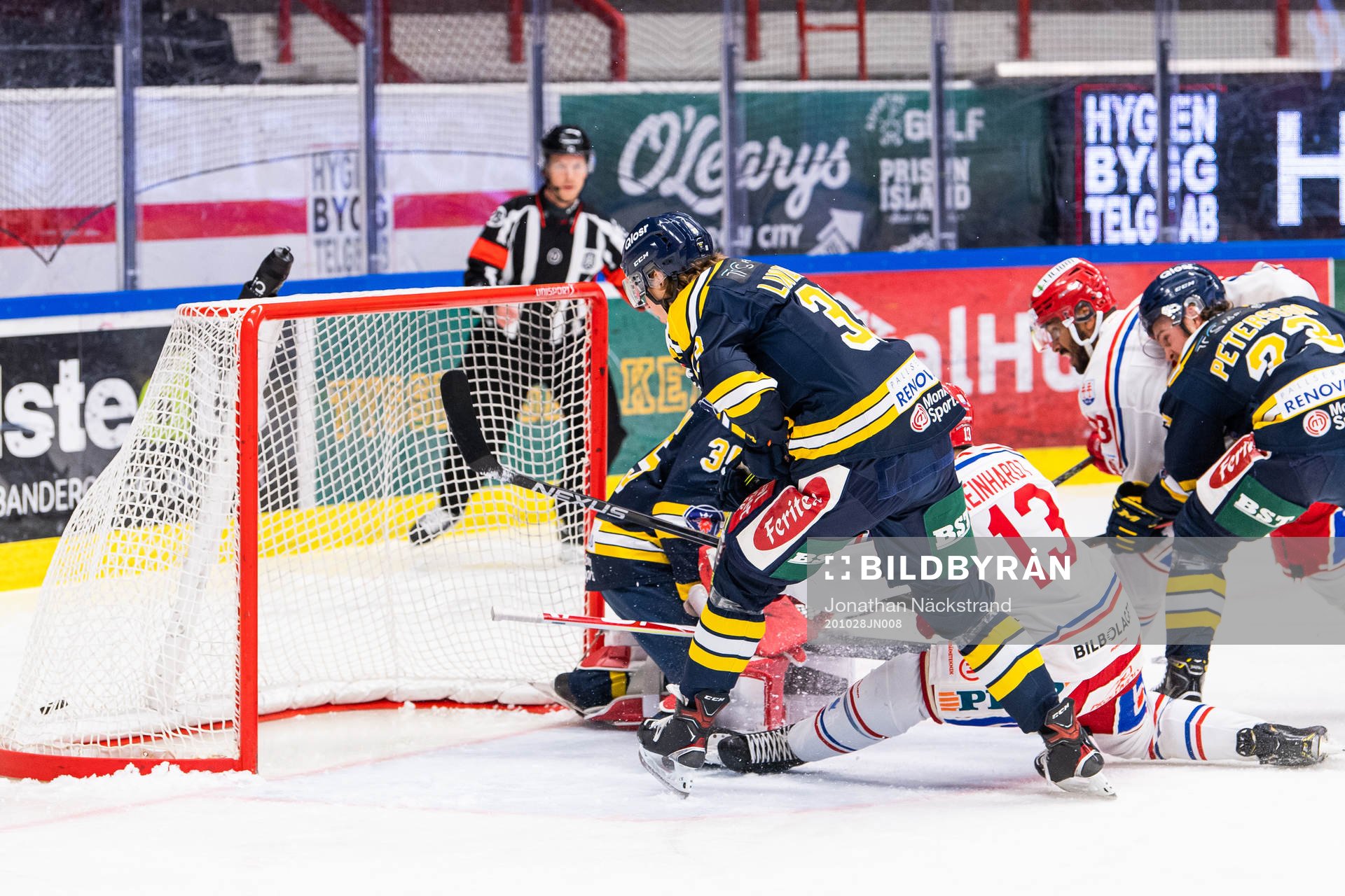 Timrås Hugo Reinhardt gör 0-2