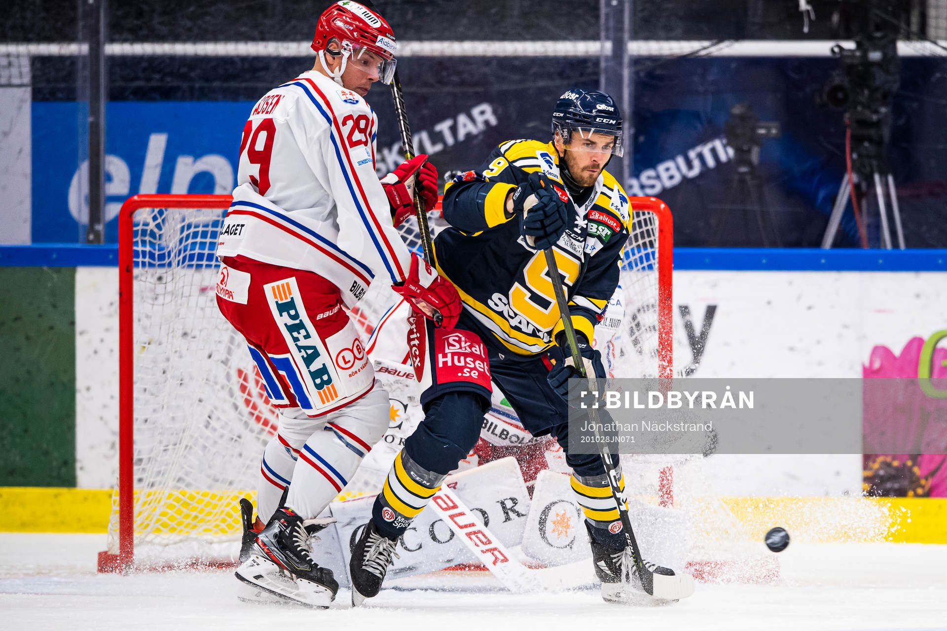 Södertäljes Matt Bailey och Timrås Morten Madsen