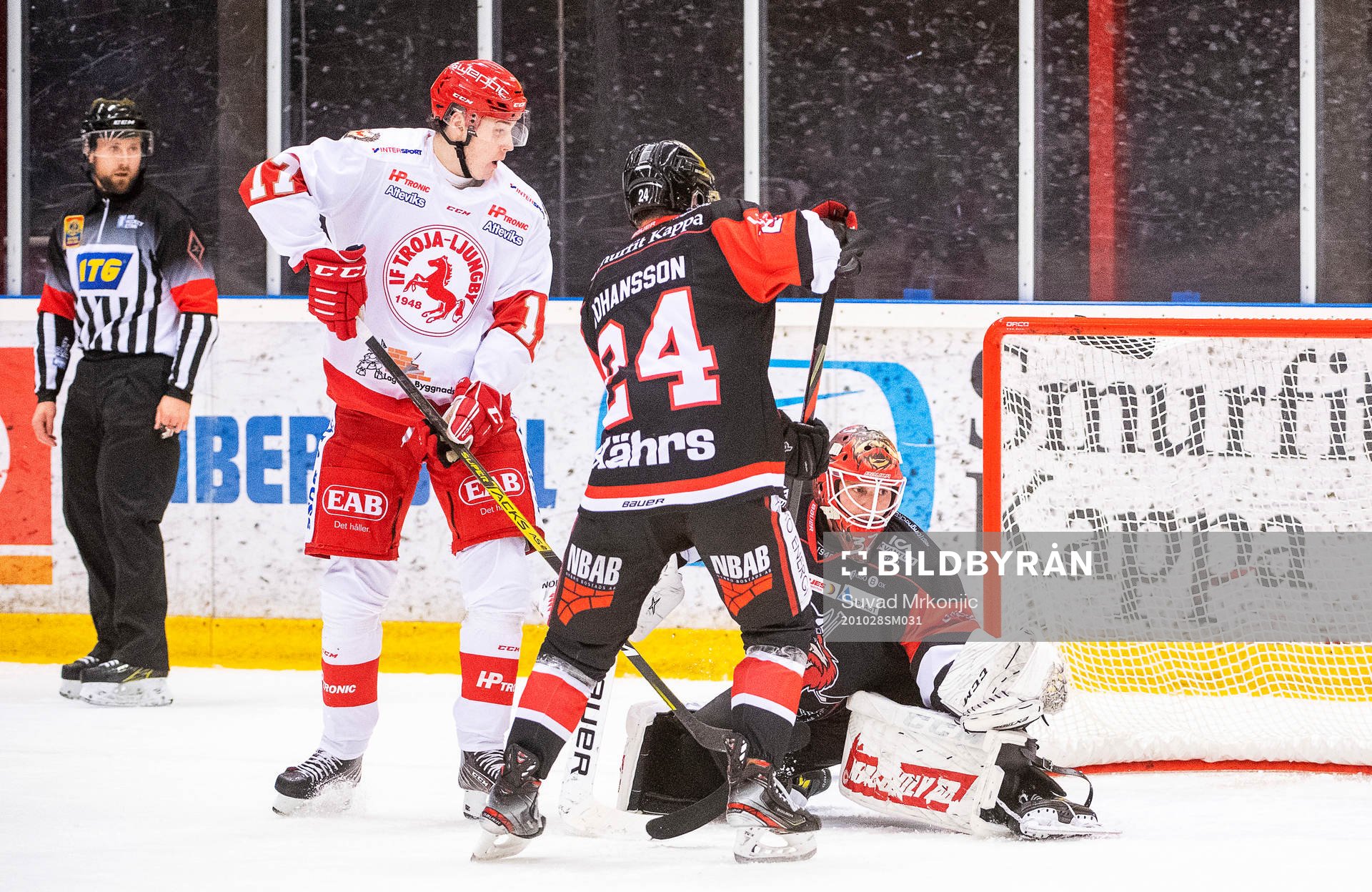 Nybros målvakt Robin Johansson och Rasmus Johansson samt