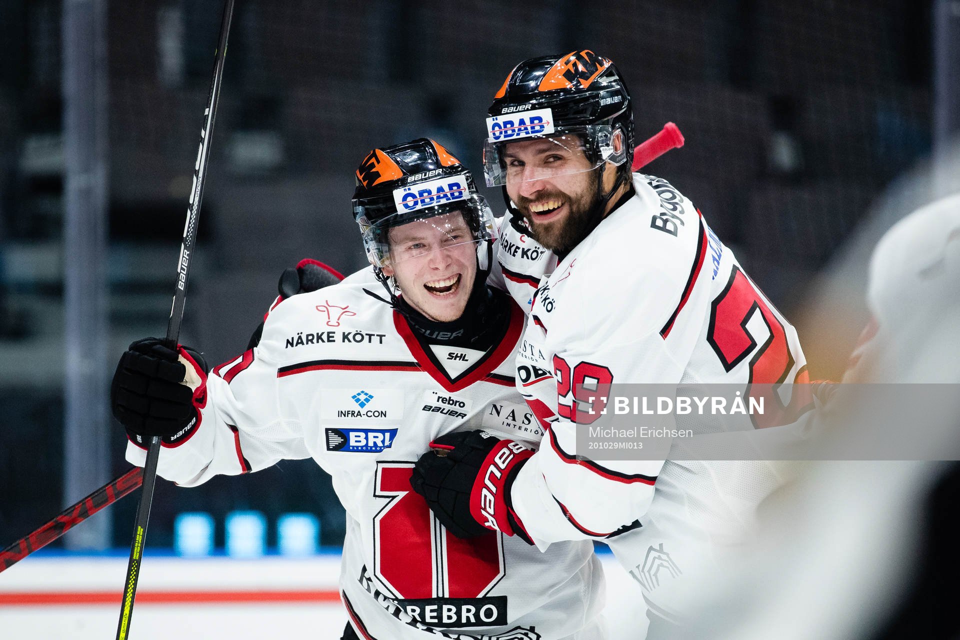 Örebros Elias Ekström jublar