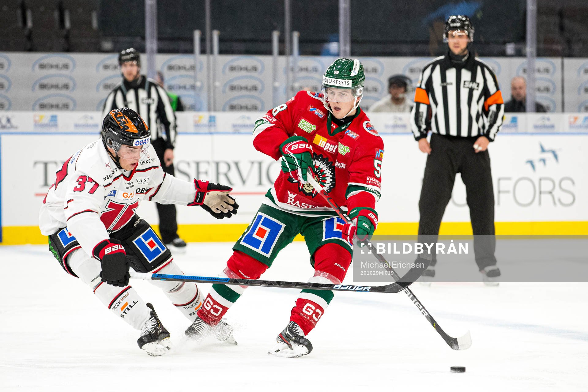 Örebros Glenn Gustafsson  och Frölundas Jesper Sellgren