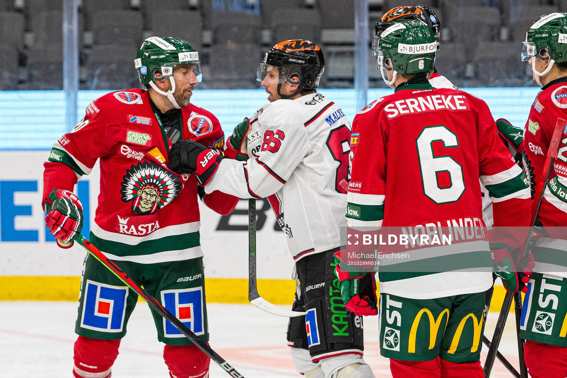 Frölundas Joel Lundqvist och Örebros Mathias Bromé
