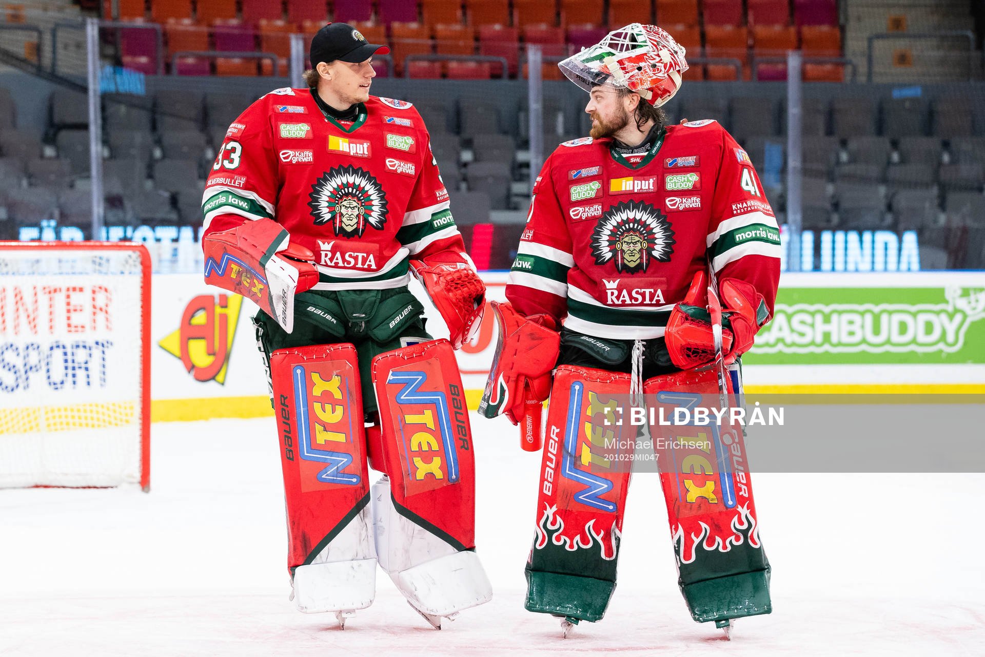 Frölundas målvakt Johan Mattsson och målvakt Niklas Rubin