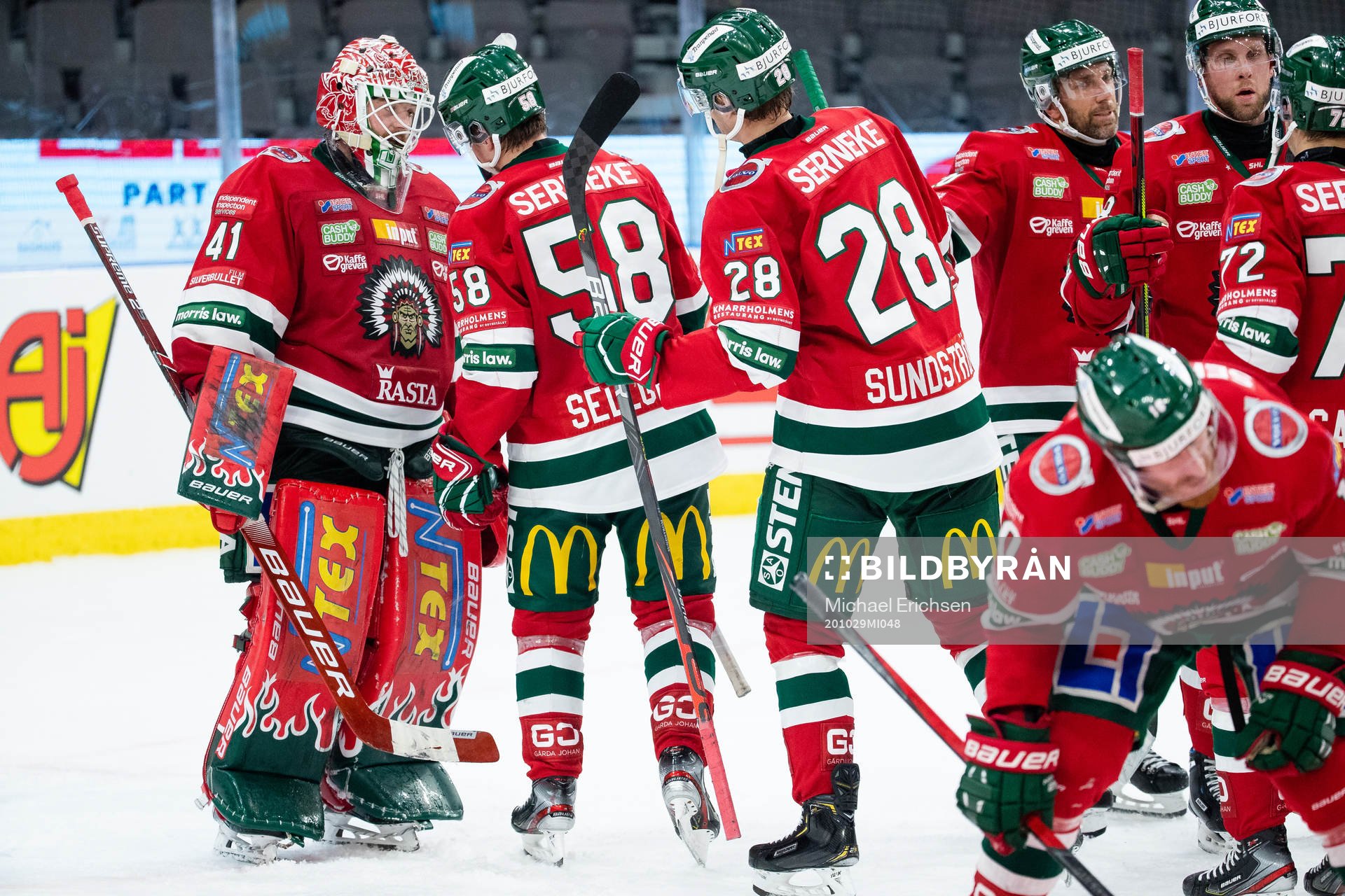 Frölundas målvakt Niklas Rubin och Jesper Sellgren
