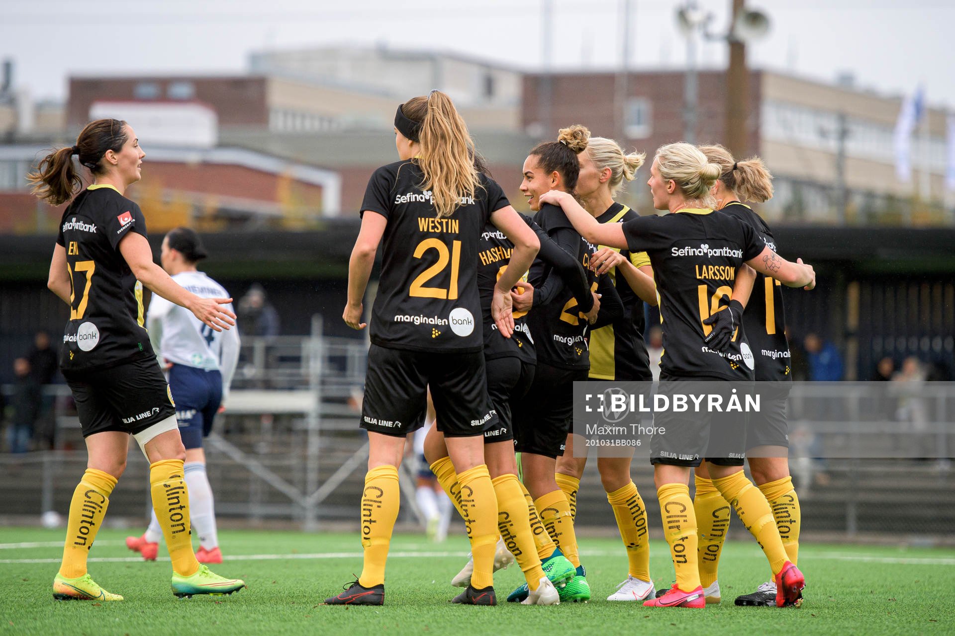 Hammarbys Caroline Rodrigues jublar
