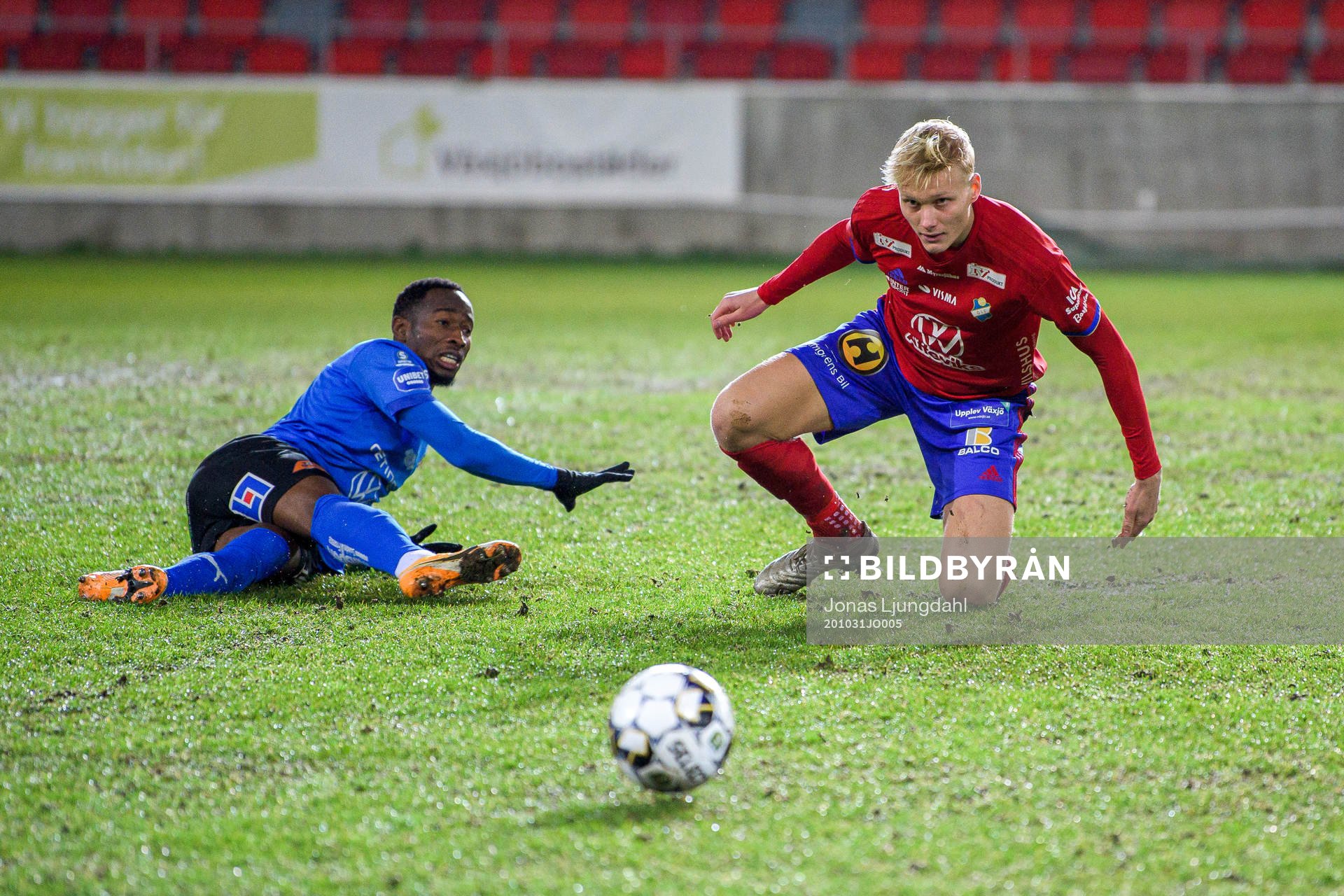 Halmstads Sadat Karim och Östers Filip Örnblom