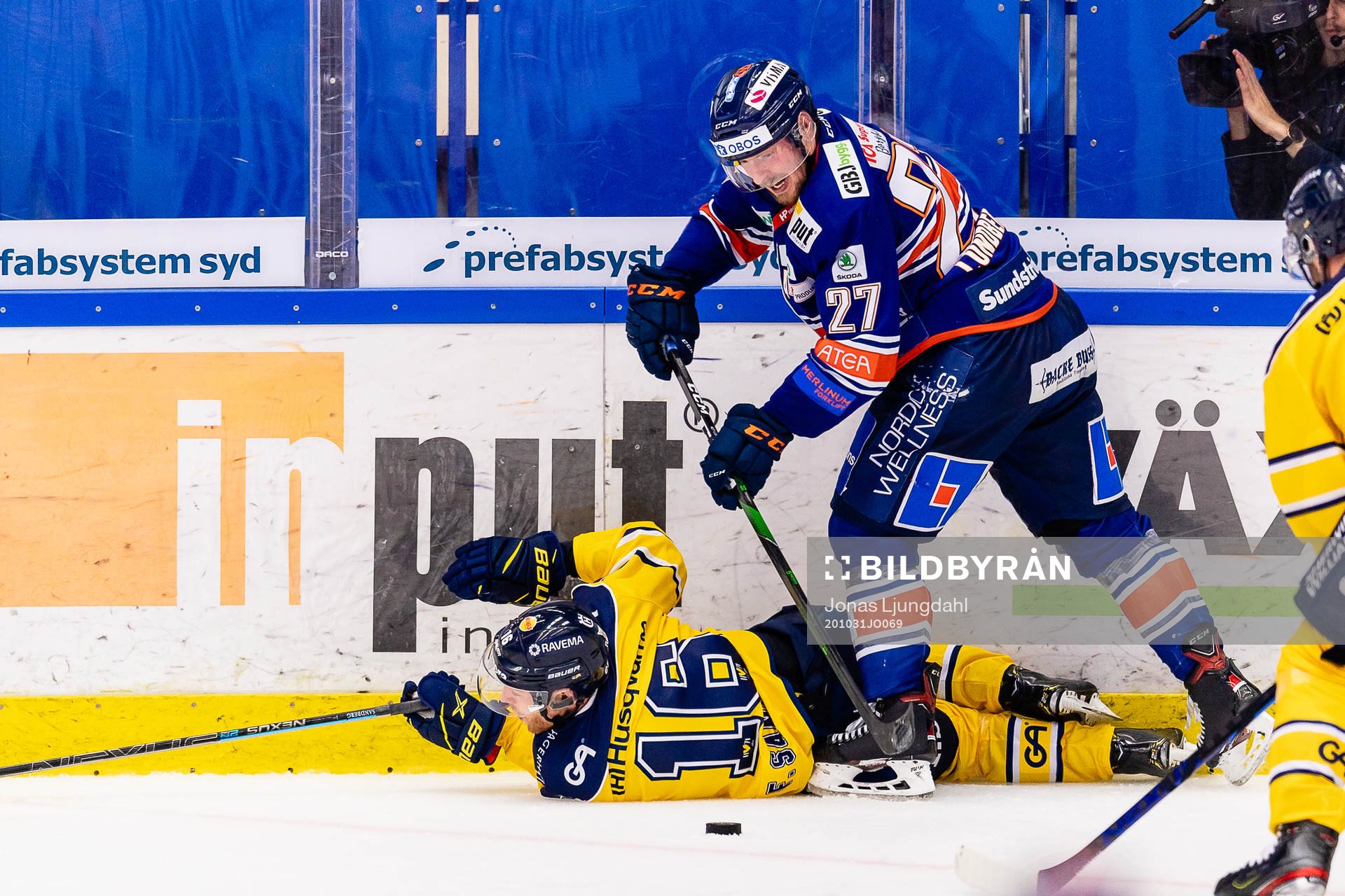 s Filip Sandberg faller