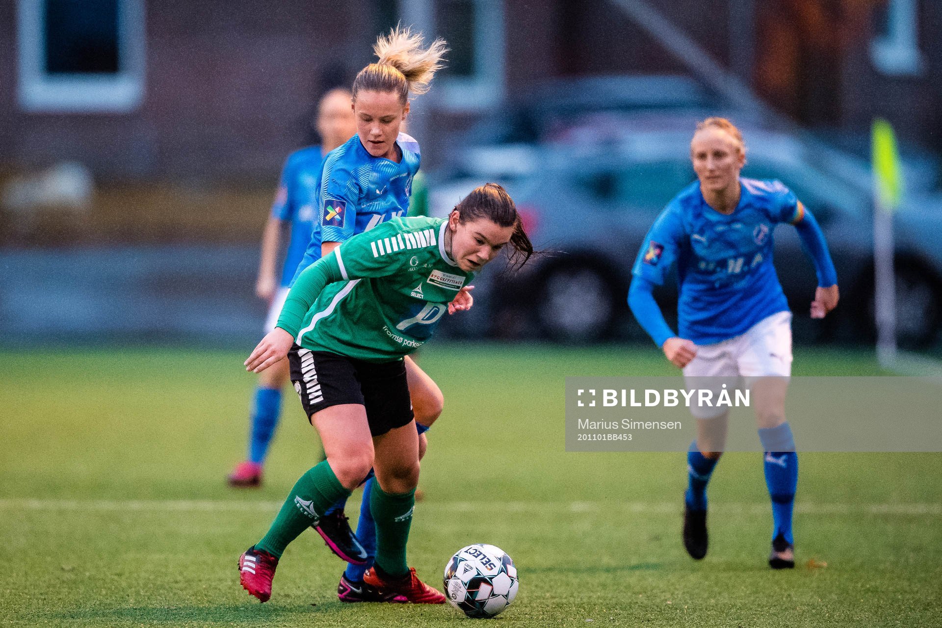 Marianne Olsen Jakobsen of Grei andd Sara Dønland of Fløya