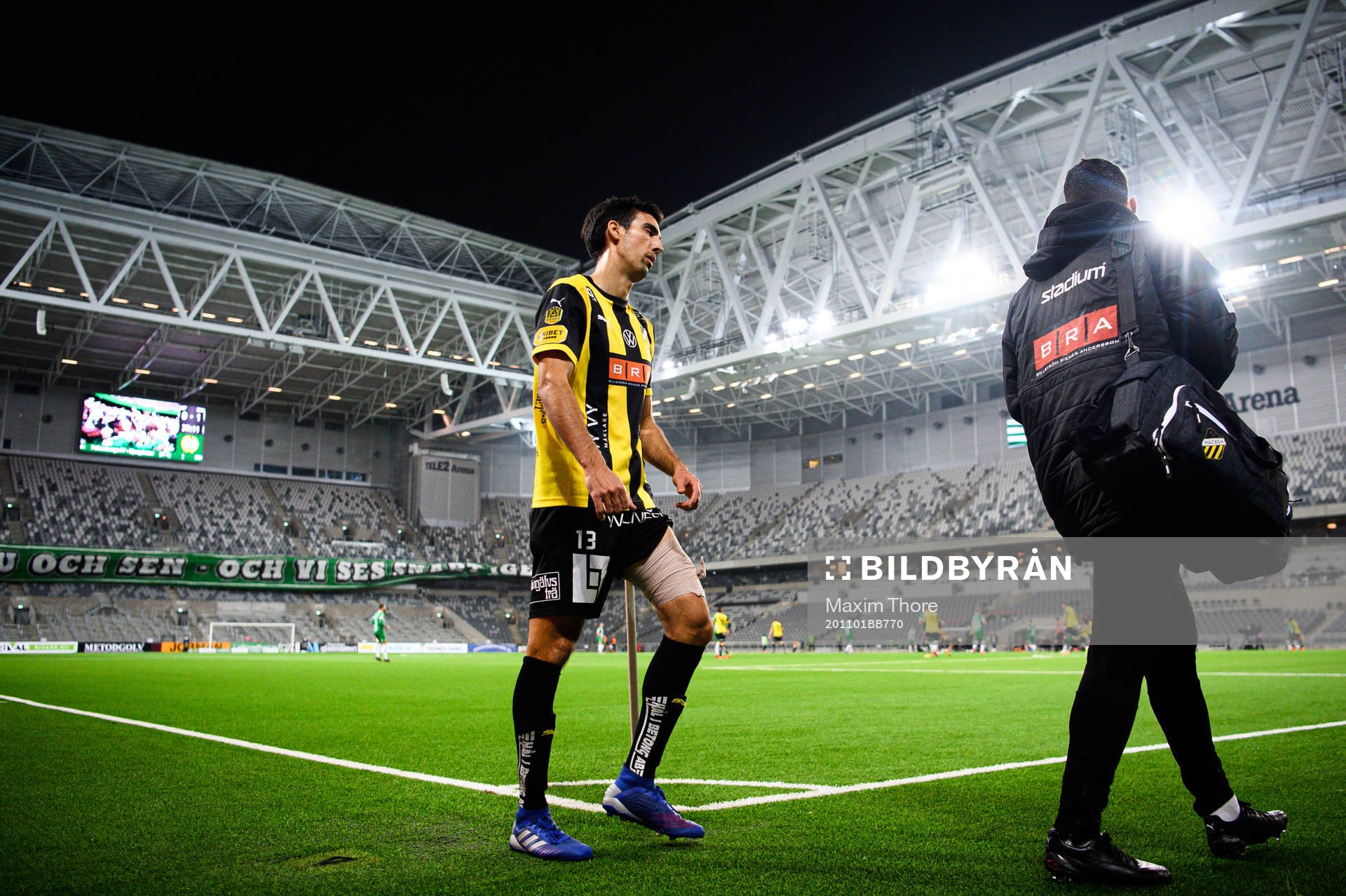 Häckens Nikola Gulan lämnar planen