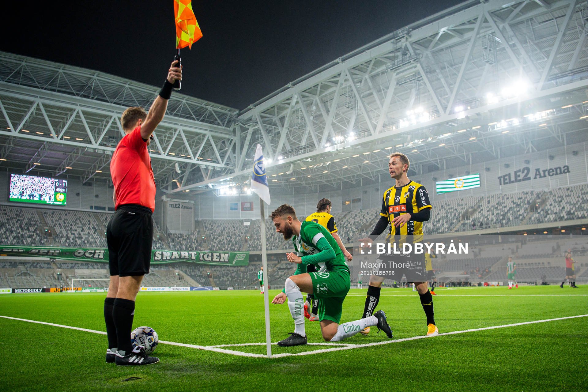 Häckens Nikola Gulan och Hammarbys Simon Sandberg