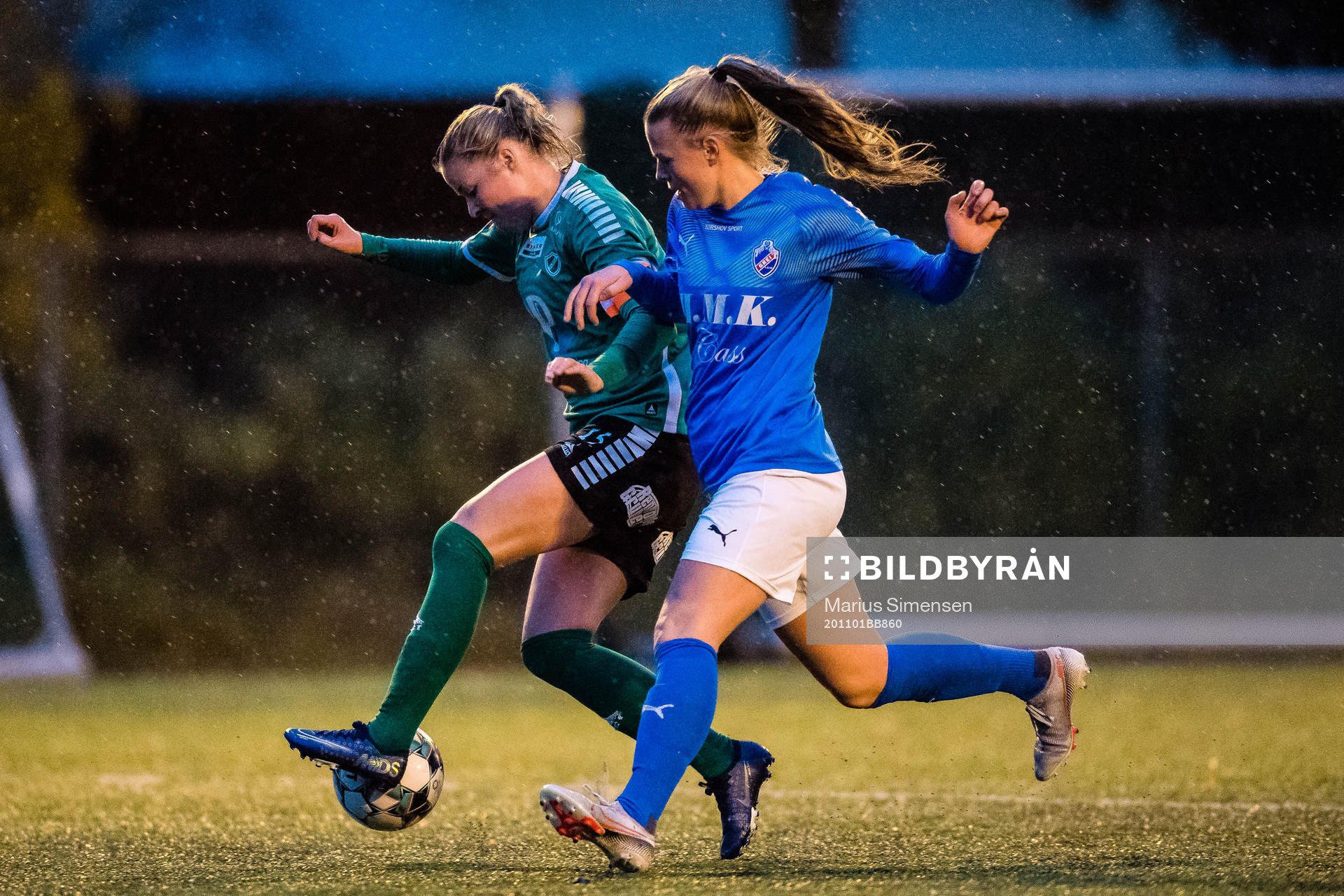 Martine Fredrikke Hansen of Fløya and Rikke Fleischer