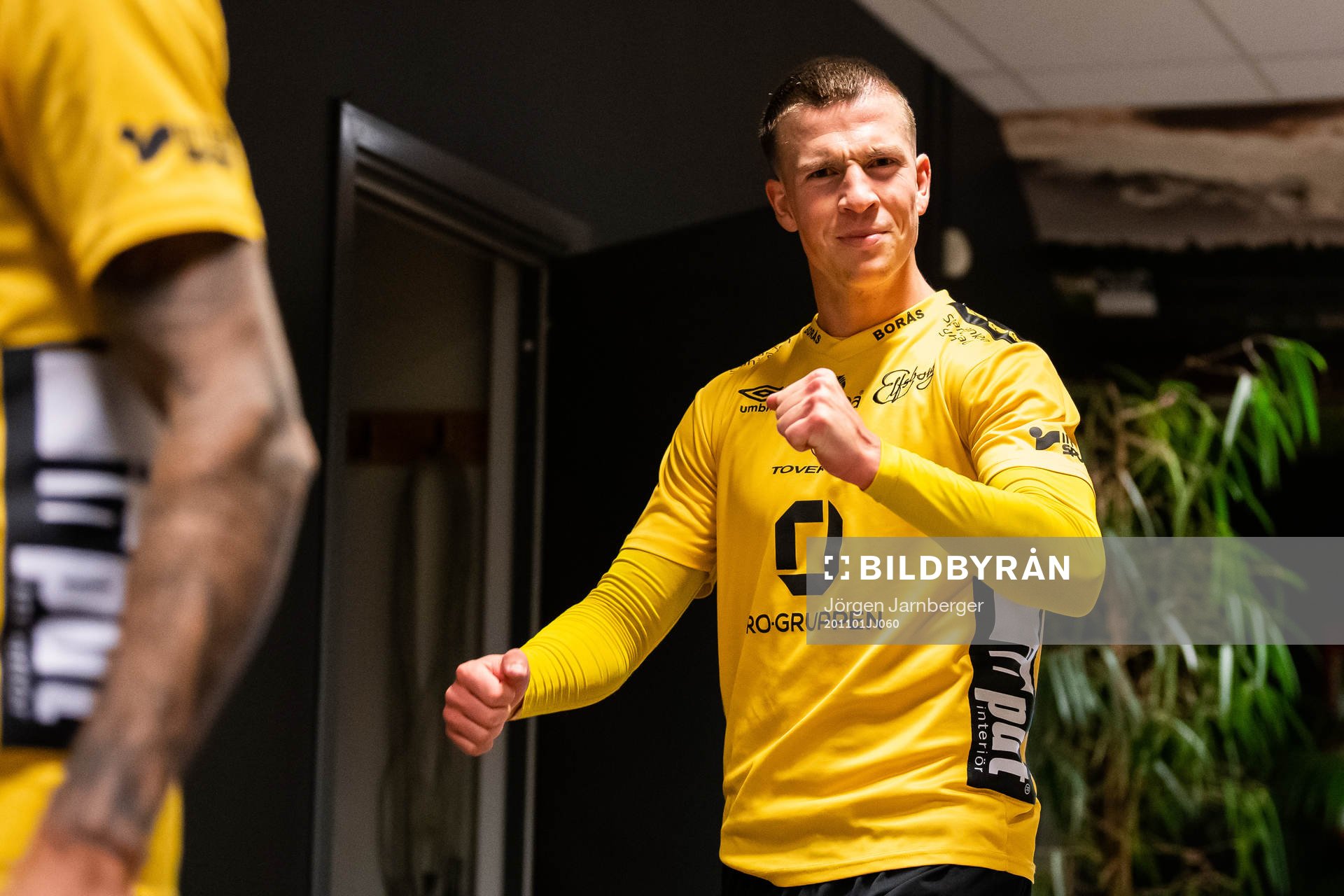 Elfsborgs Simon Olsson jublar efter fotbollsmatchen i Allsvenskan mellan Elfsborg och IFK Norrköping den 1 november 2020 i Borås.