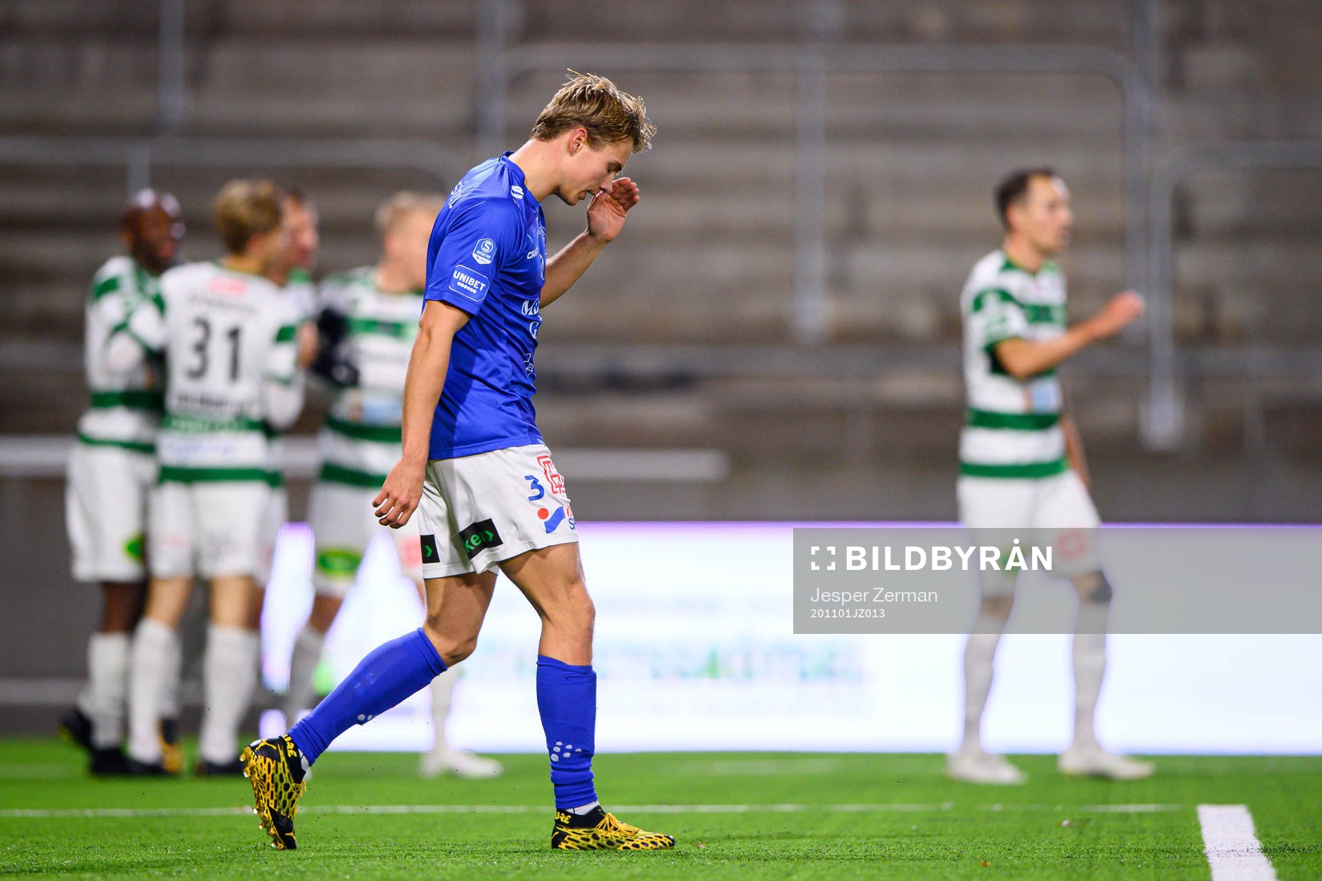 Trelleborgs Niklas Vesterlund deppar