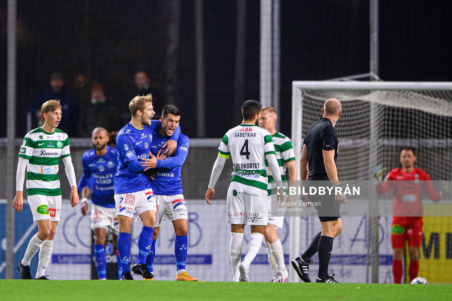 Trelleborgs Haris Brkic och Erik Andersson jublar