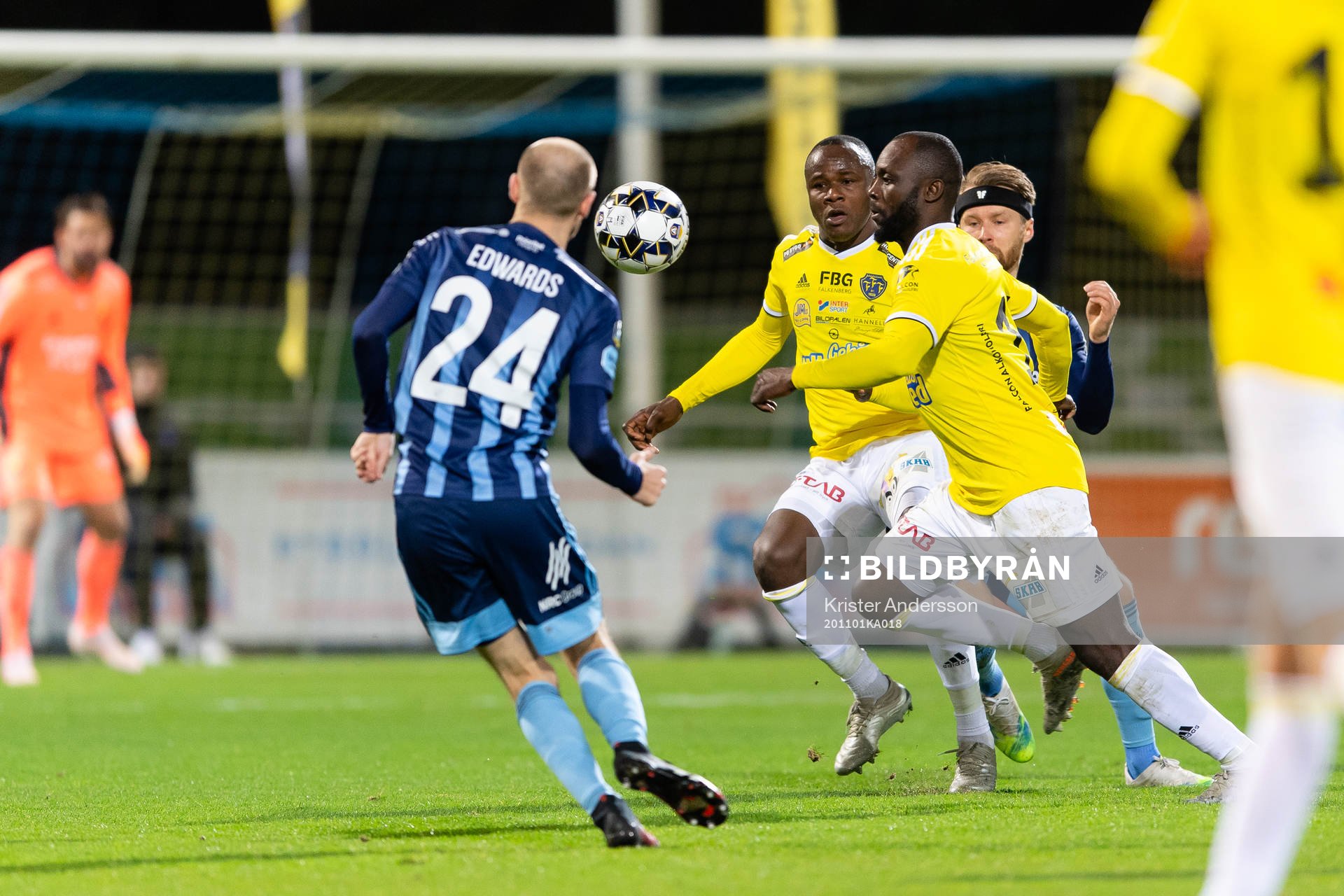 Falkenbergs Nsima Peter och John Chibuike