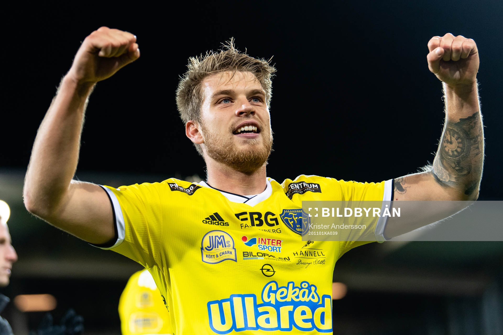 Falkenbergs Marcus Mathisen jublar