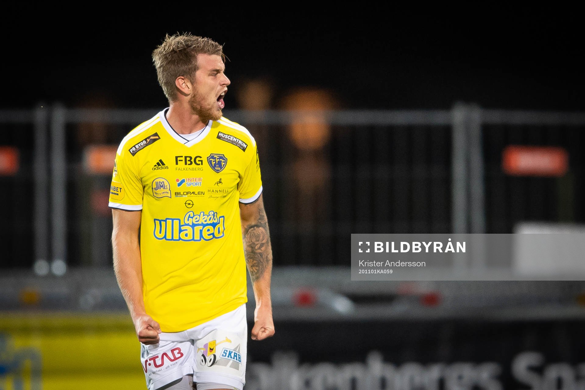 Falkenbergs Marcus Mathisen jublar