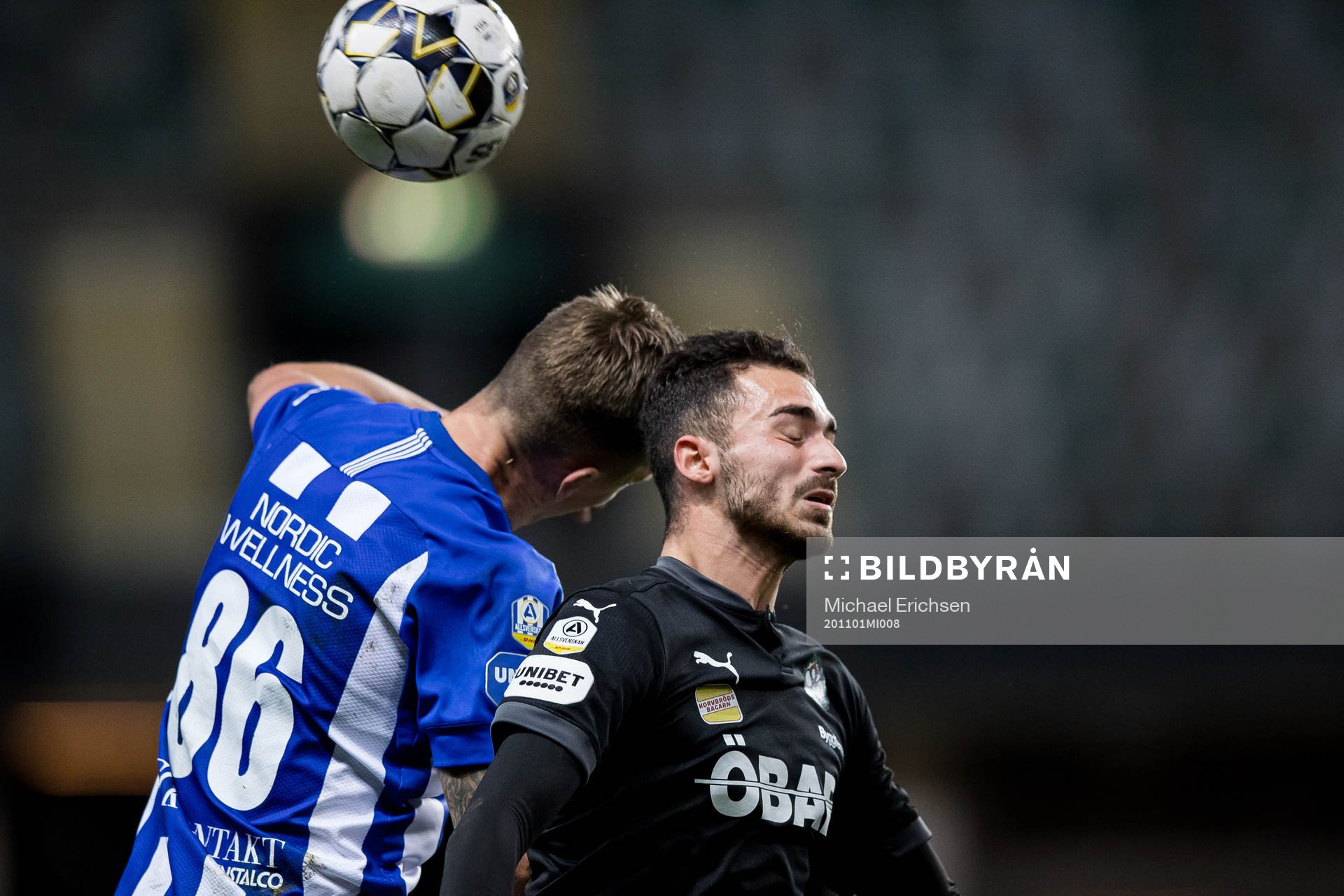 IFK Göteborg Pontus Wernbloom och Örebros Simon Amin