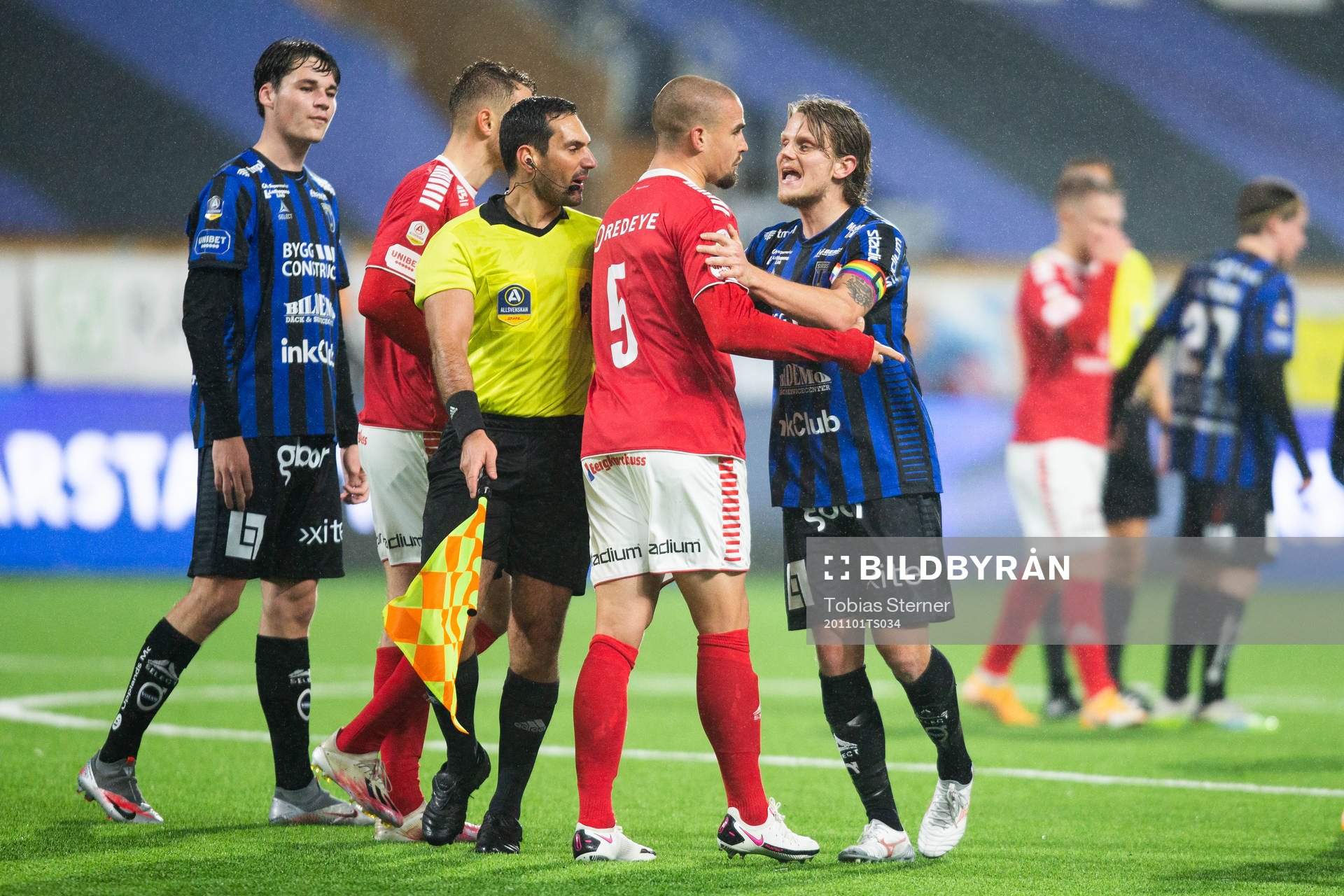 Kalmars Douglas Bergqvist i bråk med Sirius Tim