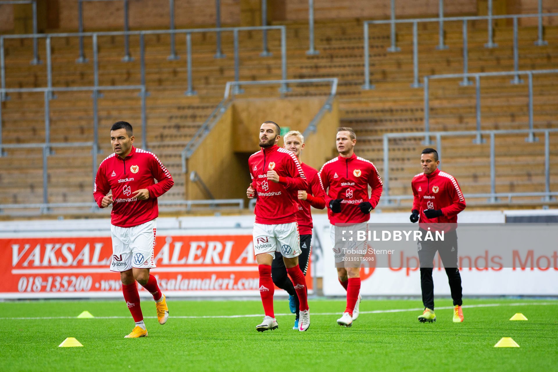 Spelare i Kalmar värmer upp