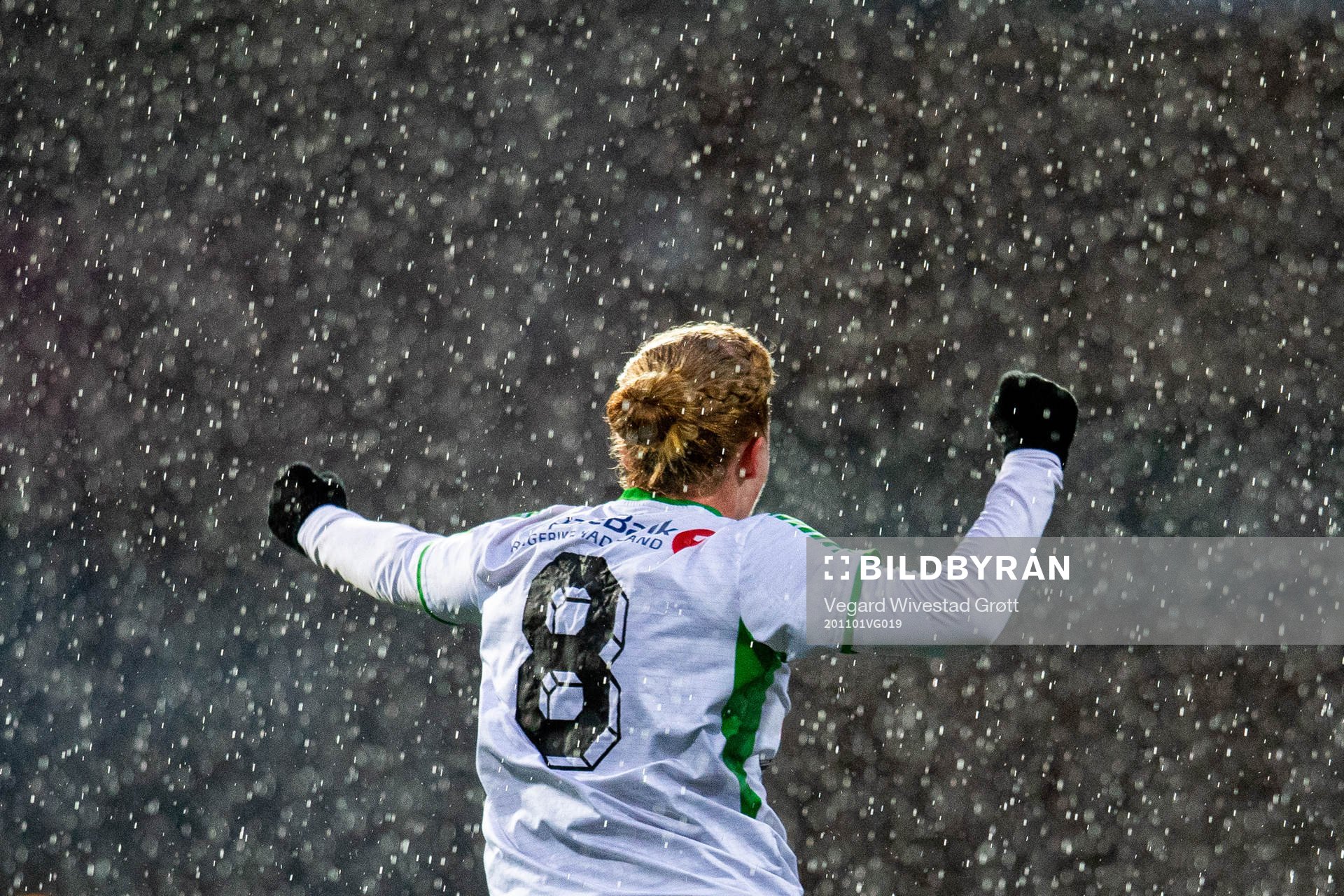 Guro Næss Berge of Hønefoss celebrates after scoring 2-0 during the 1. division football match between Hønefoss and Medkila on November 1, 2020 in Hønefoss.
