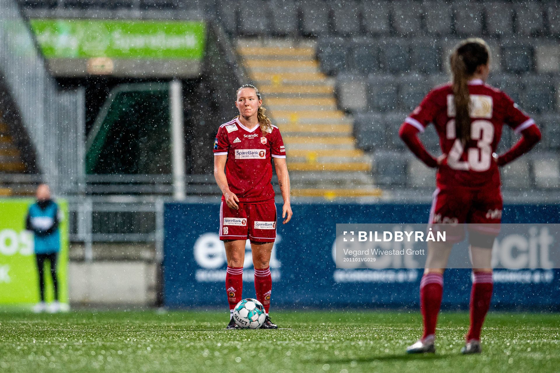 Miriam Vilnes Mjåset of Hønefoss looks dejected