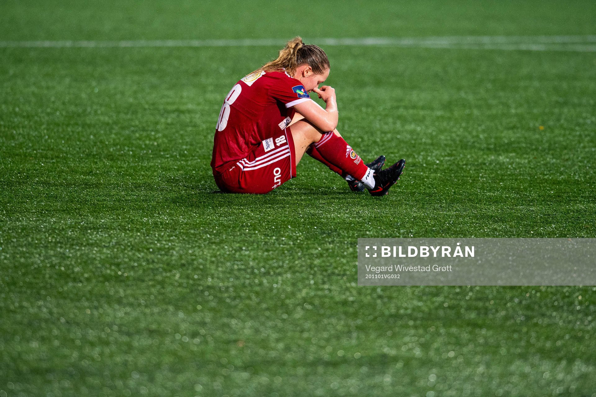 Miriam Vilnes Mjåset of Medkila looks dejected