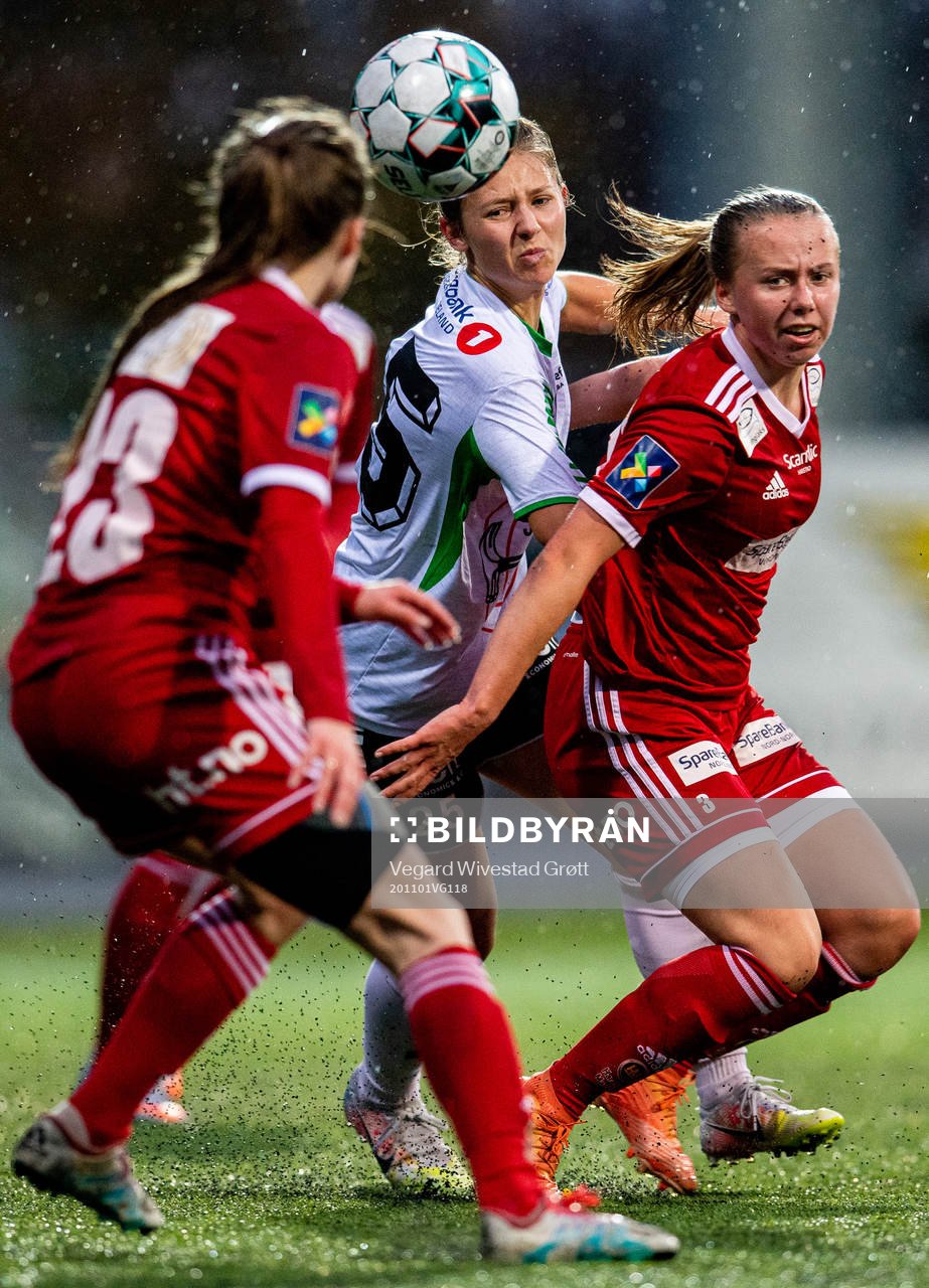 Inger Vadder Sandland of Hønefoss and Helene Alsos Höglin