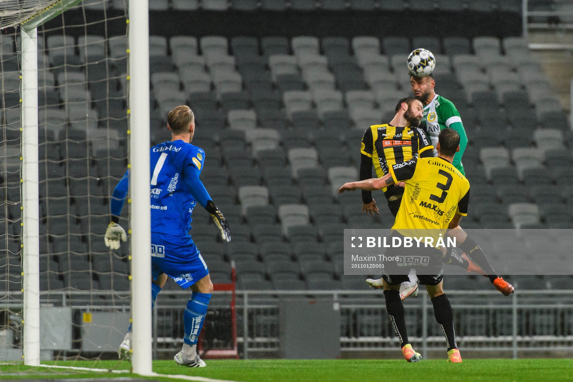 Hammarbys Imad Khalili mot Häckens Johan Hammar och