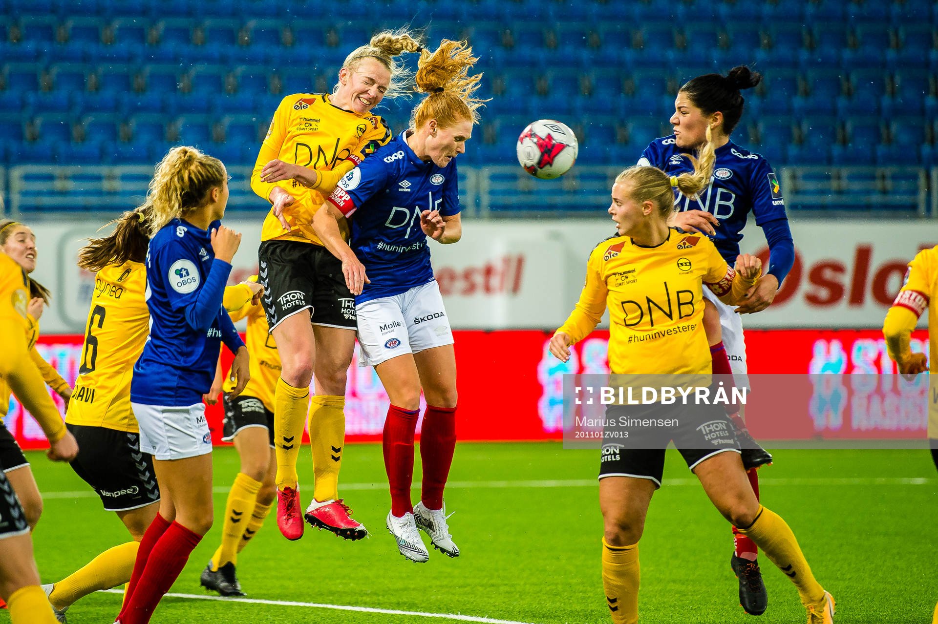 Ina Gausdal of LSK Kvinner and Stine Ballisager Pedersen of