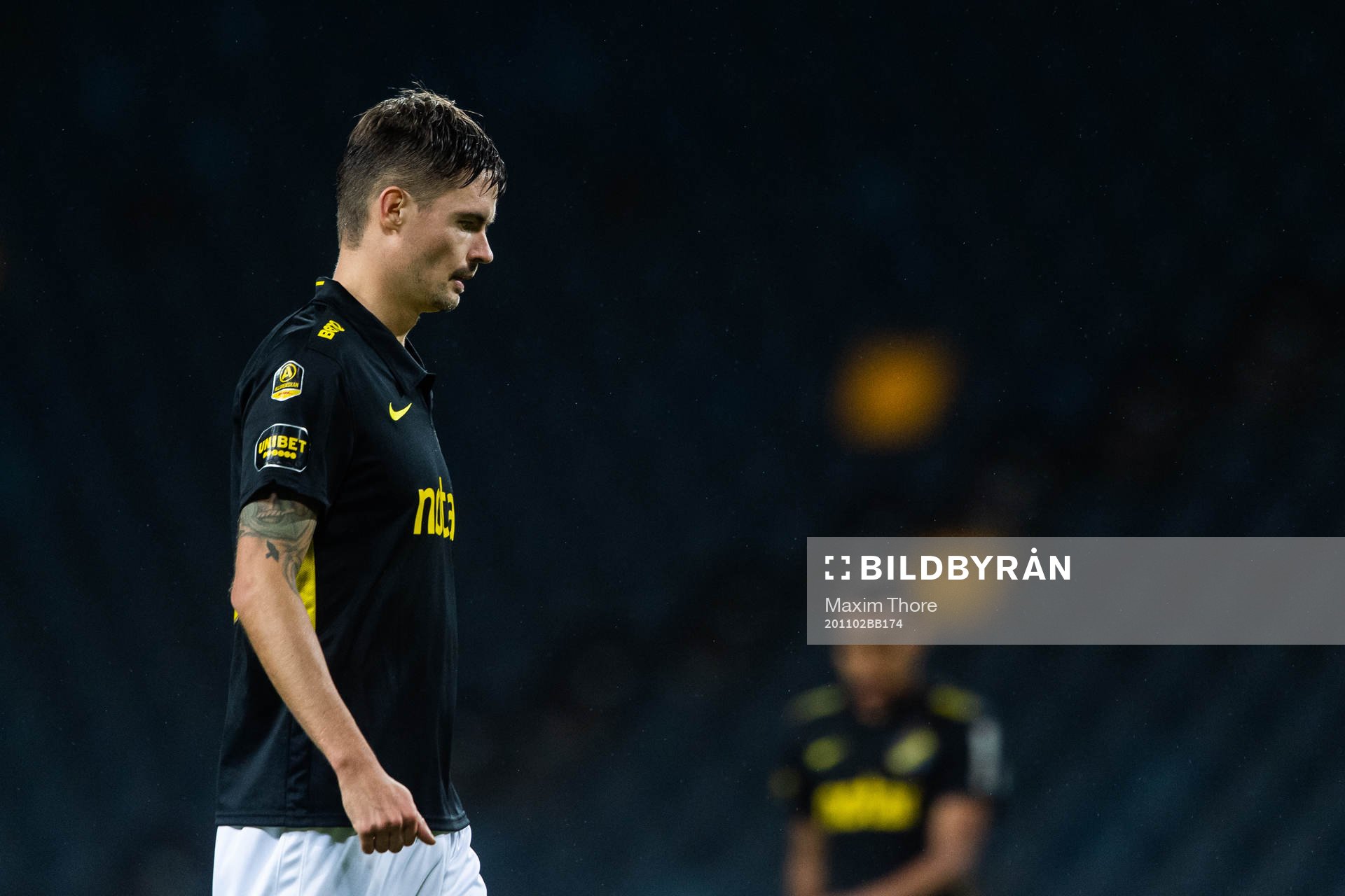 s Mikael Lustig deppar