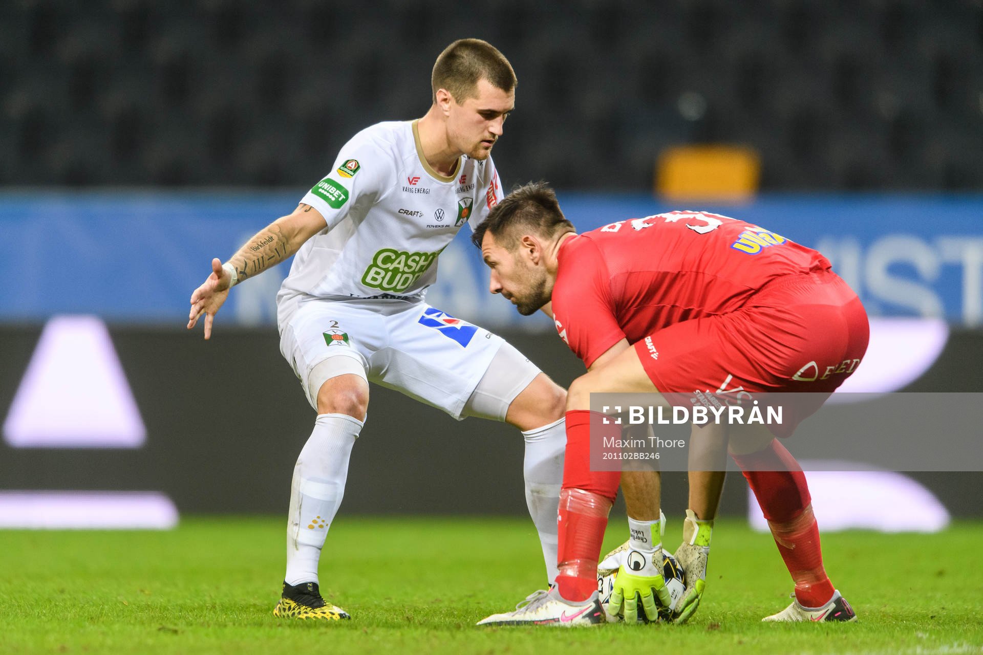 Varbergs Jon Birkfeldt och målvakt Stojan Lukic